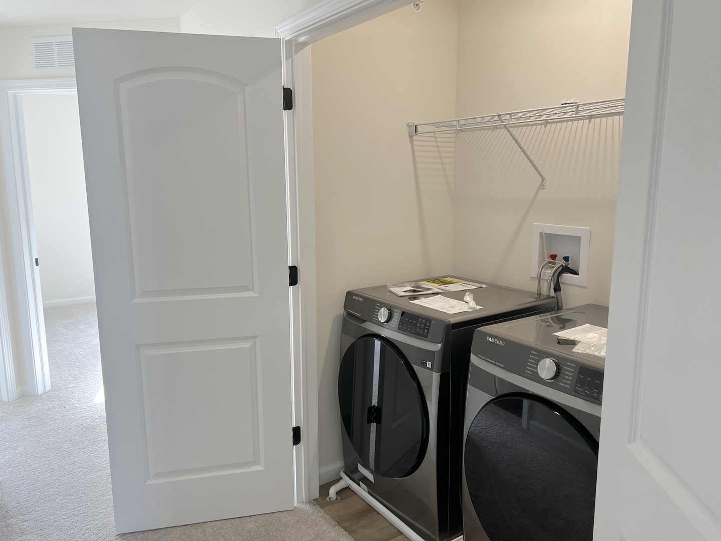 6257 Sandbelt Drive Unit: 6257