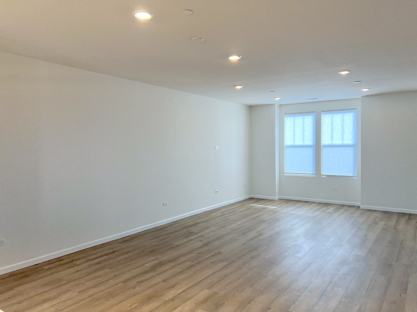 6257 Sandbelt Drive Unit: 6257