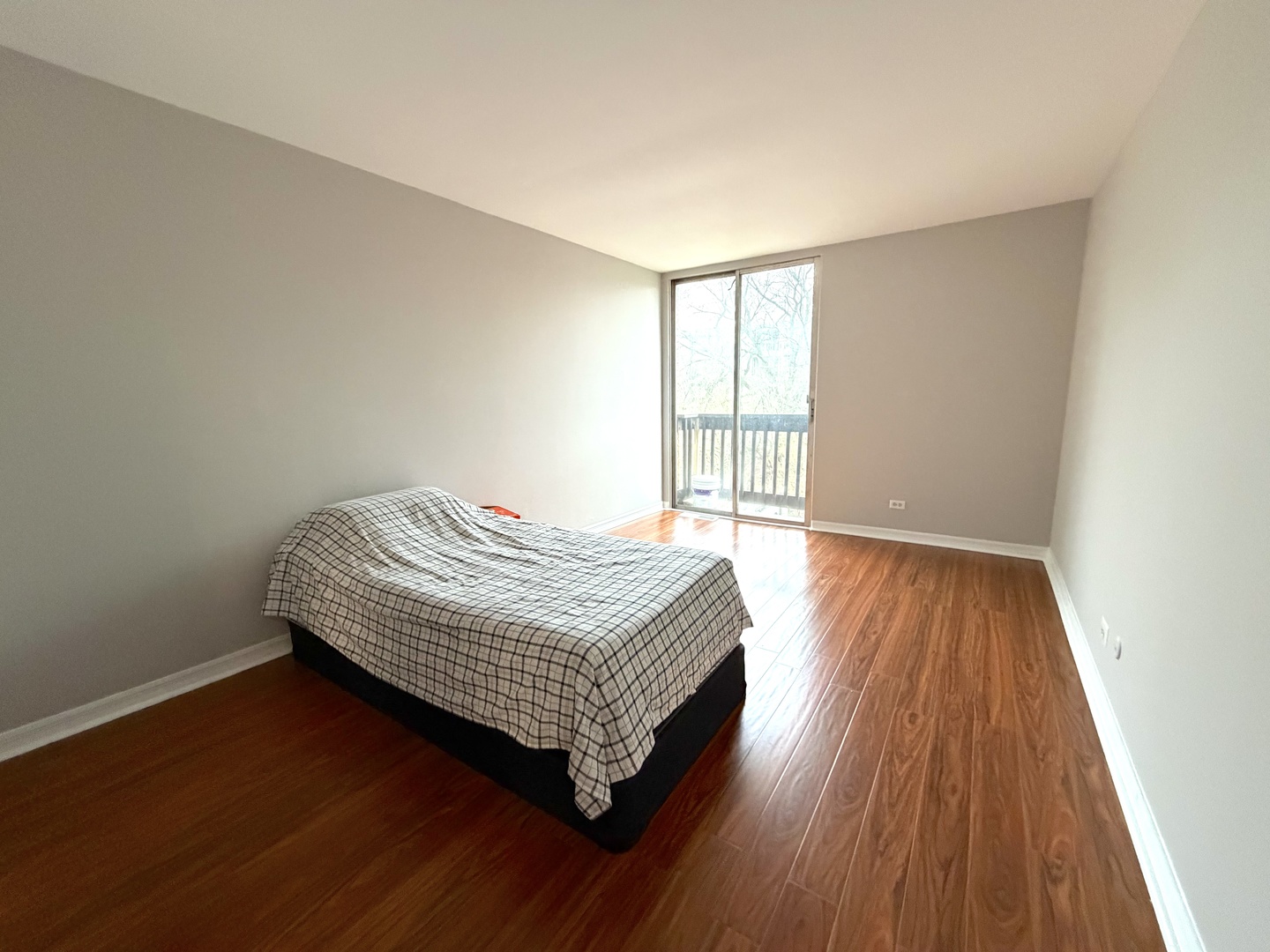 5500 Hillcrest Lane Unit: 3A