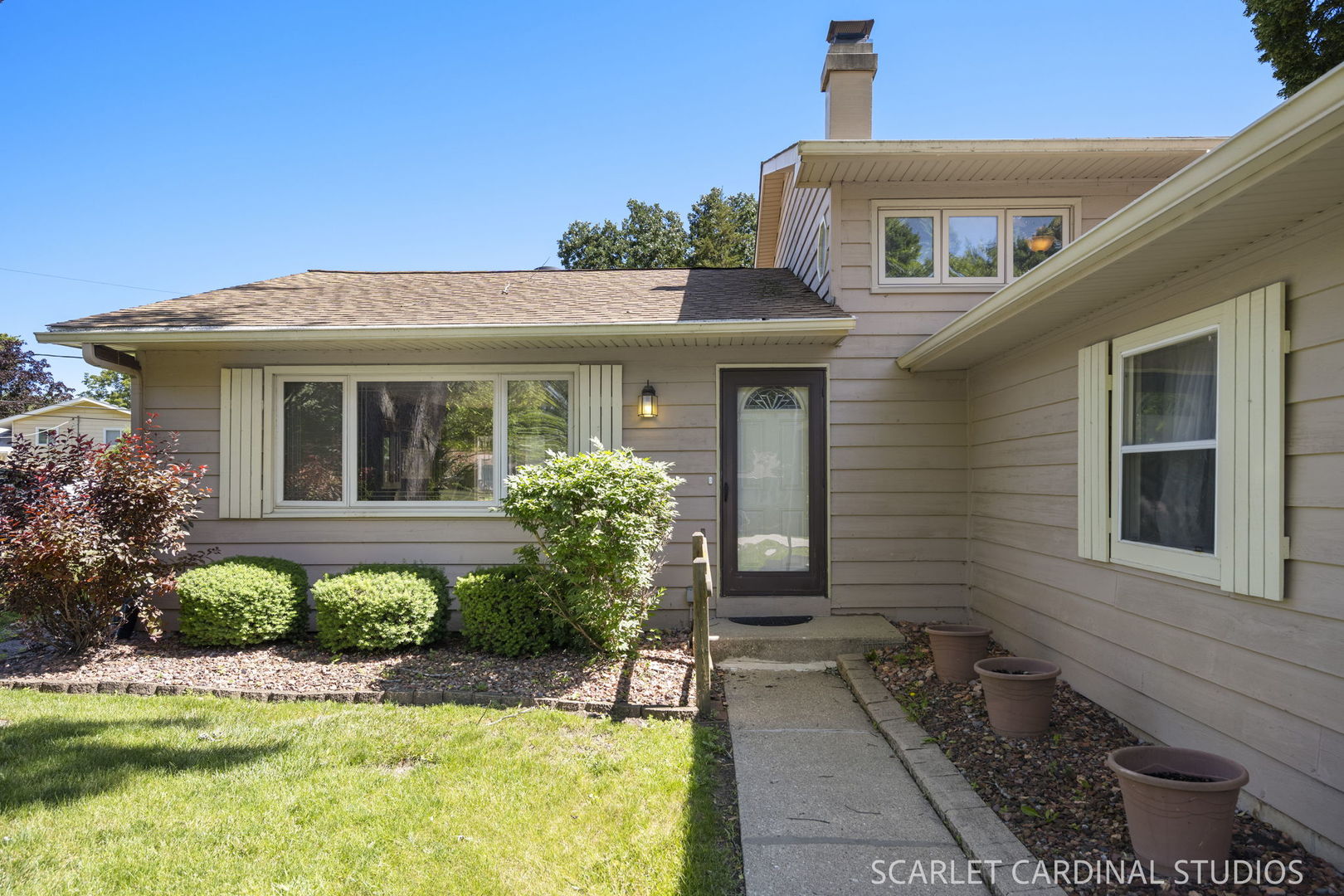 2120 Meadow Drive