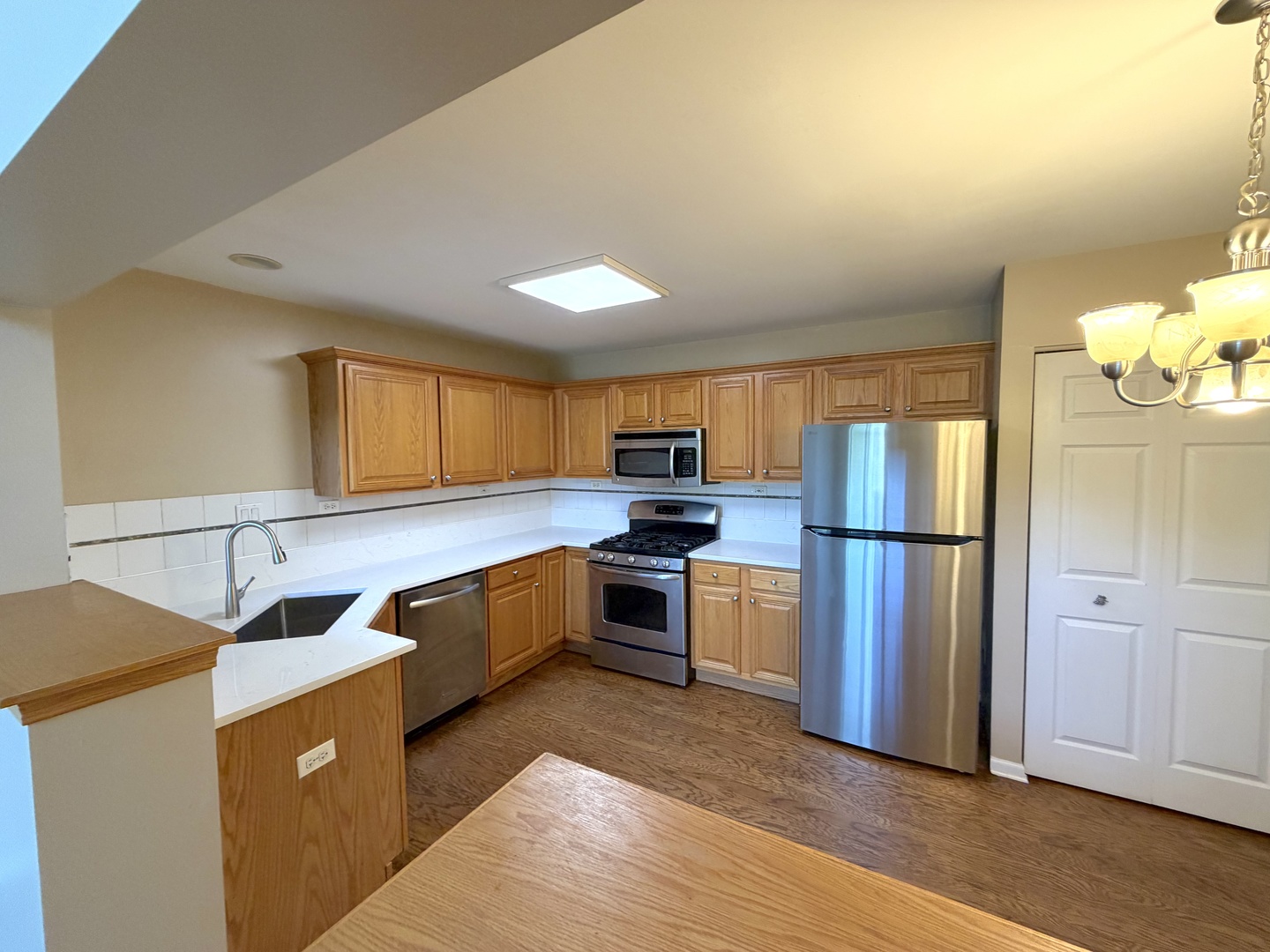 3257 Cool Springs Court