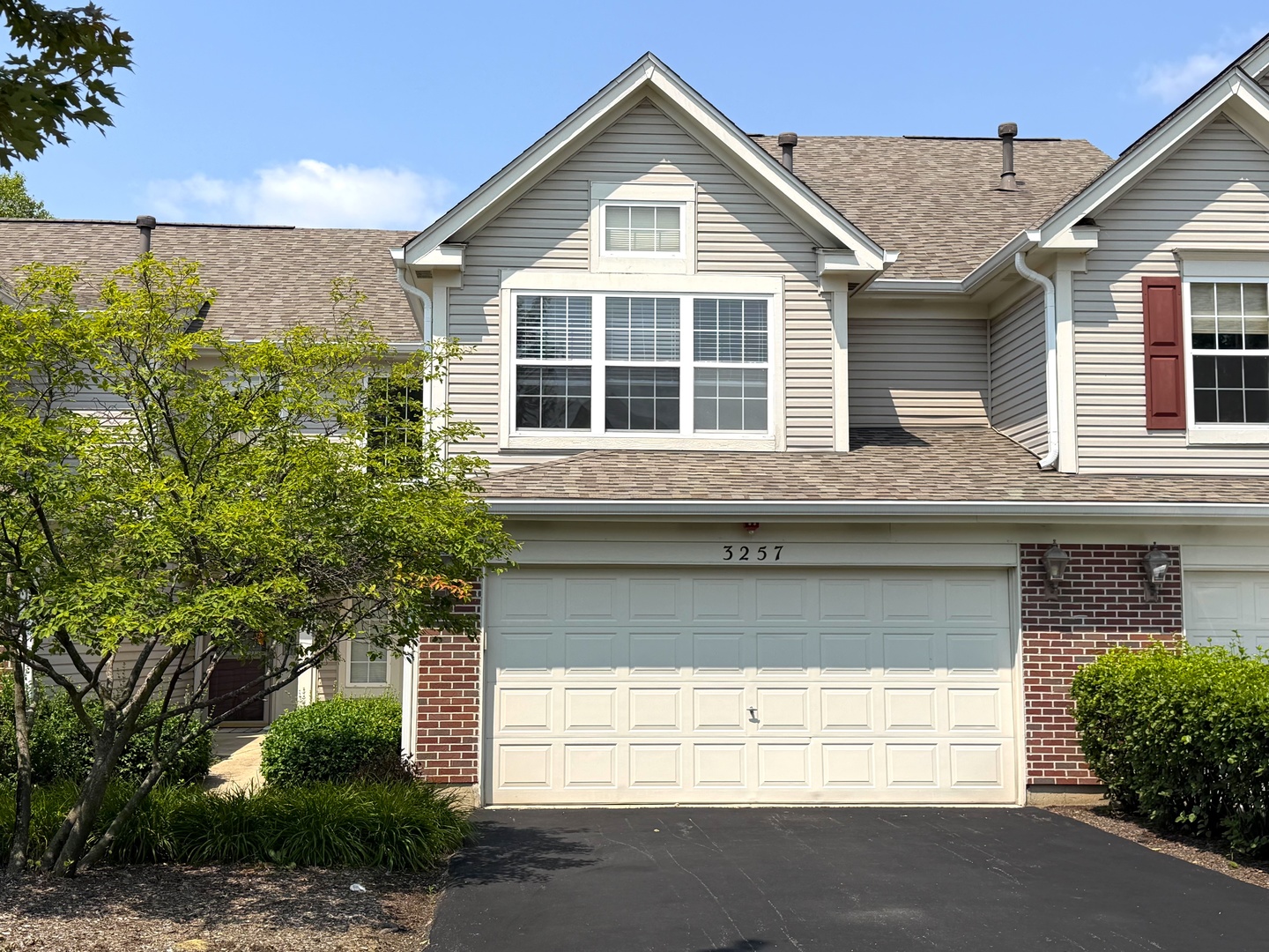 3257 Cool Springs Court