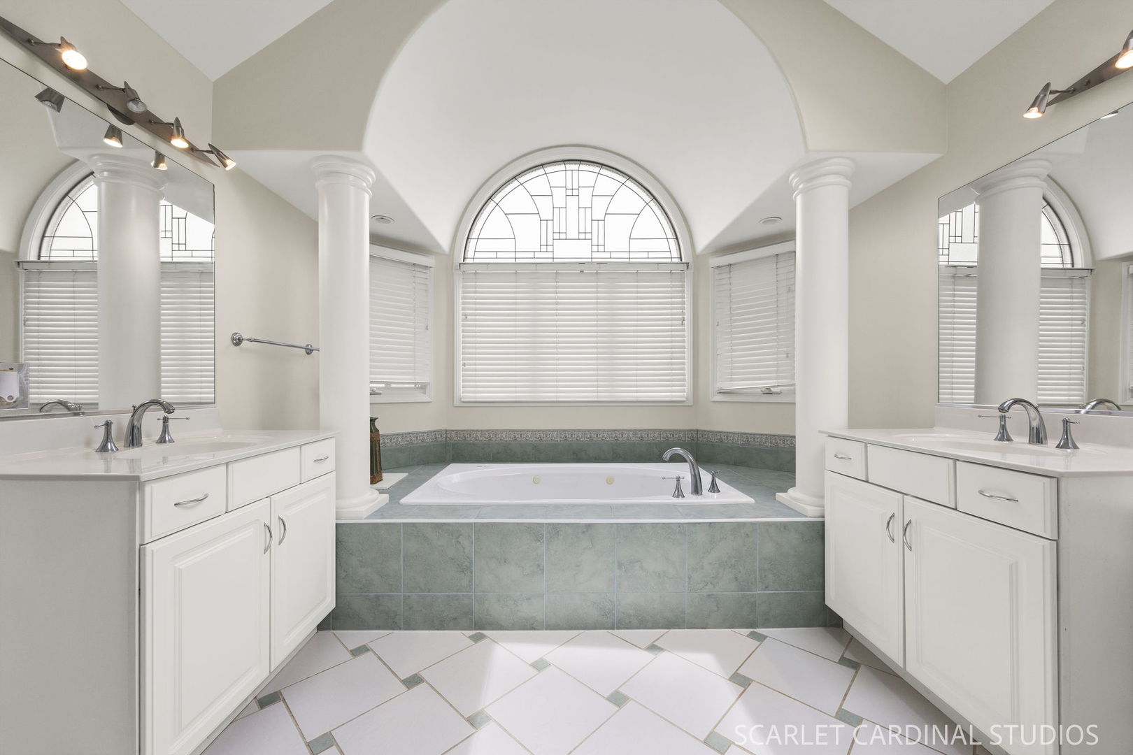 2239 Hillsboro Lane