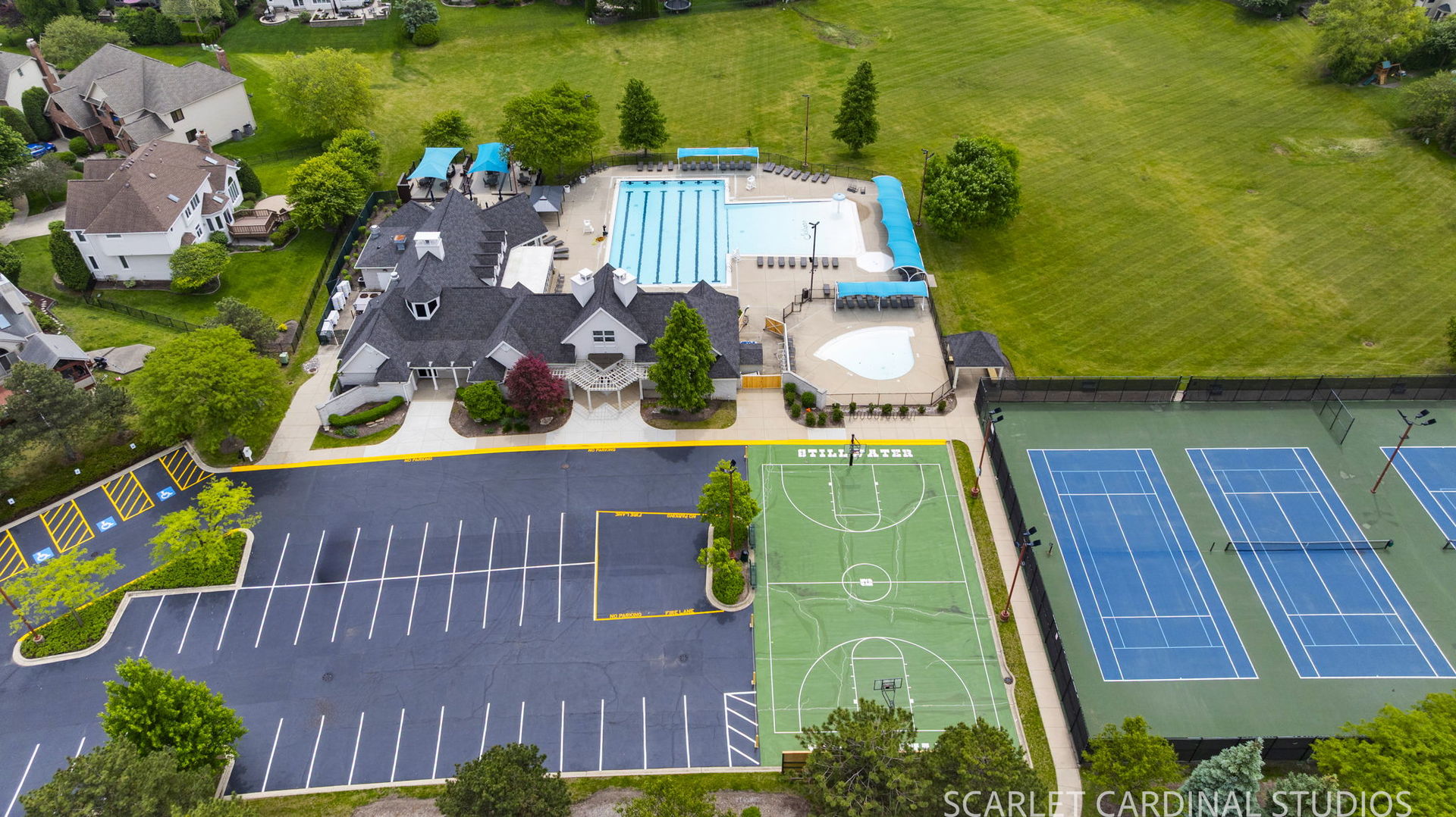 2239 Hillsboro Lane