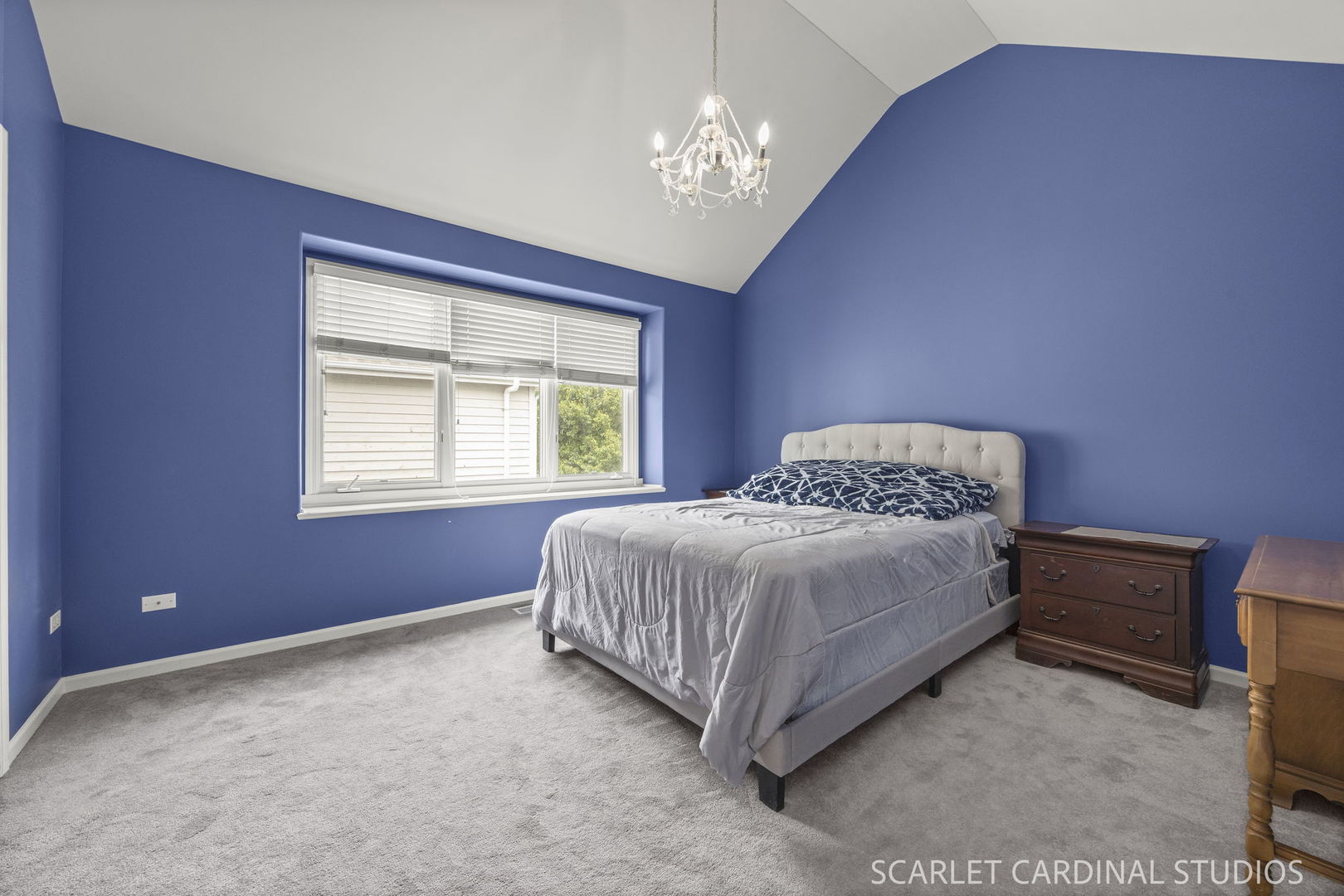 2239 Hillsboro Lane