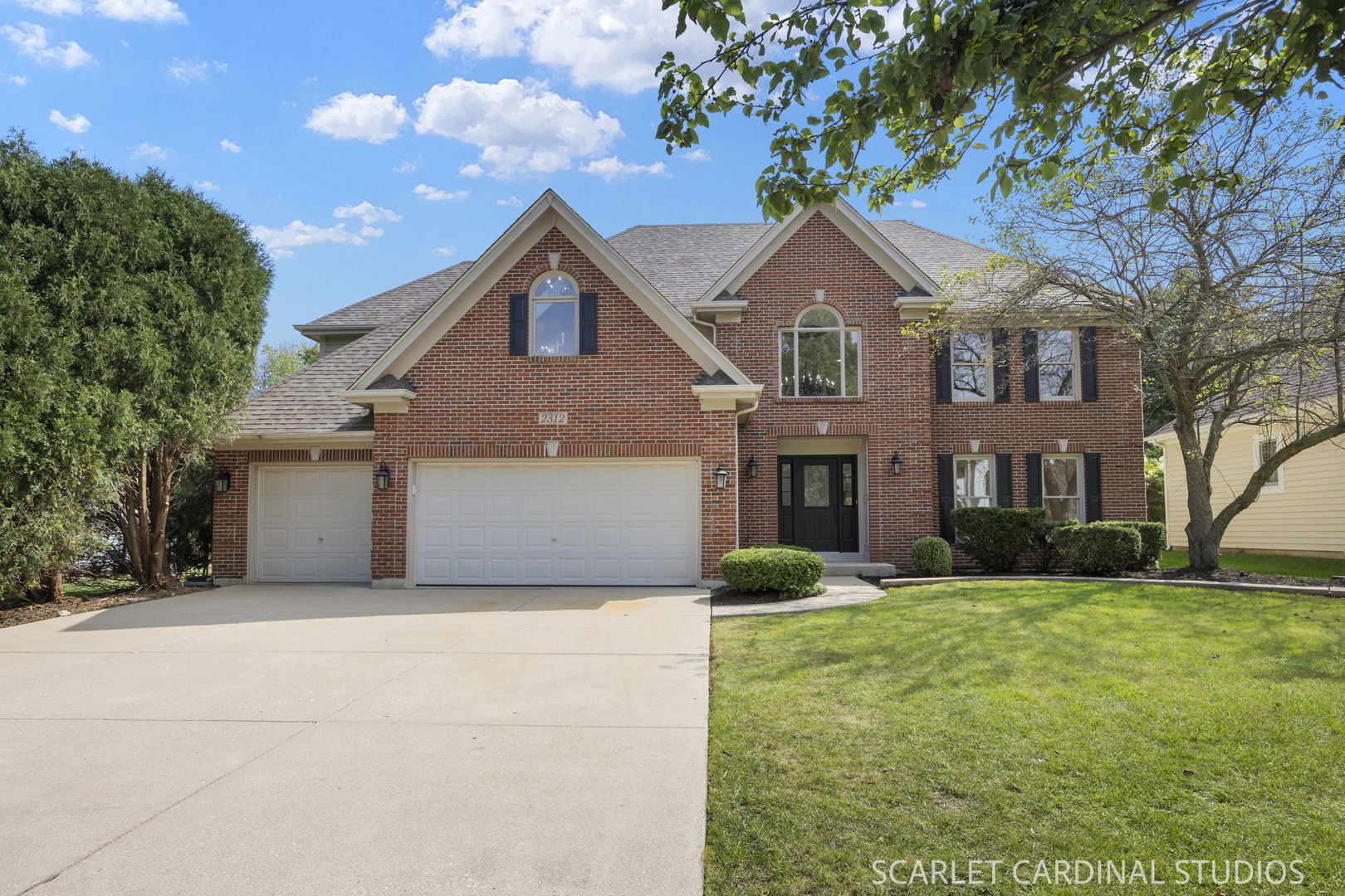 2312 Wellesley Court