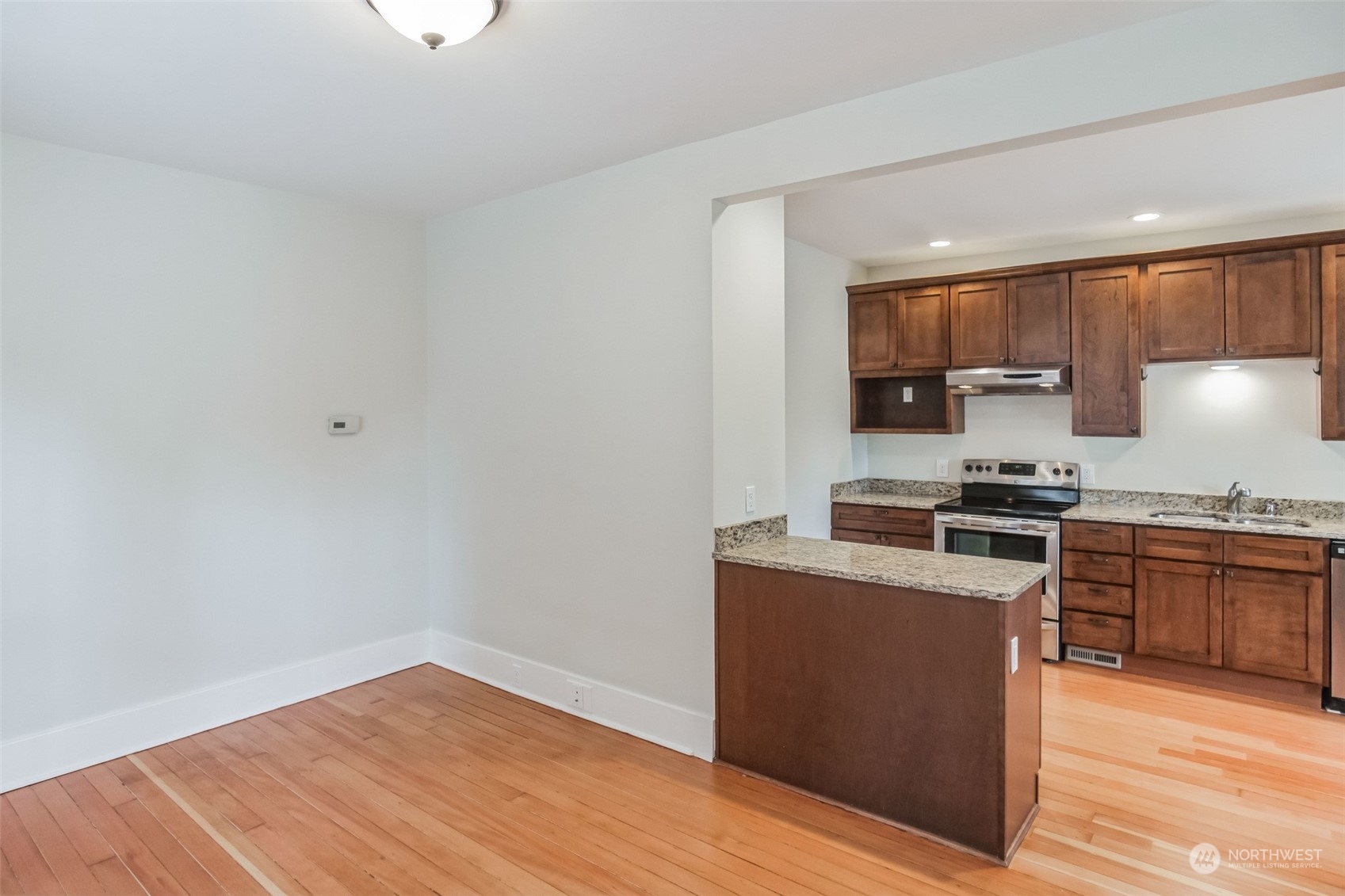 905 N Lawrence Street