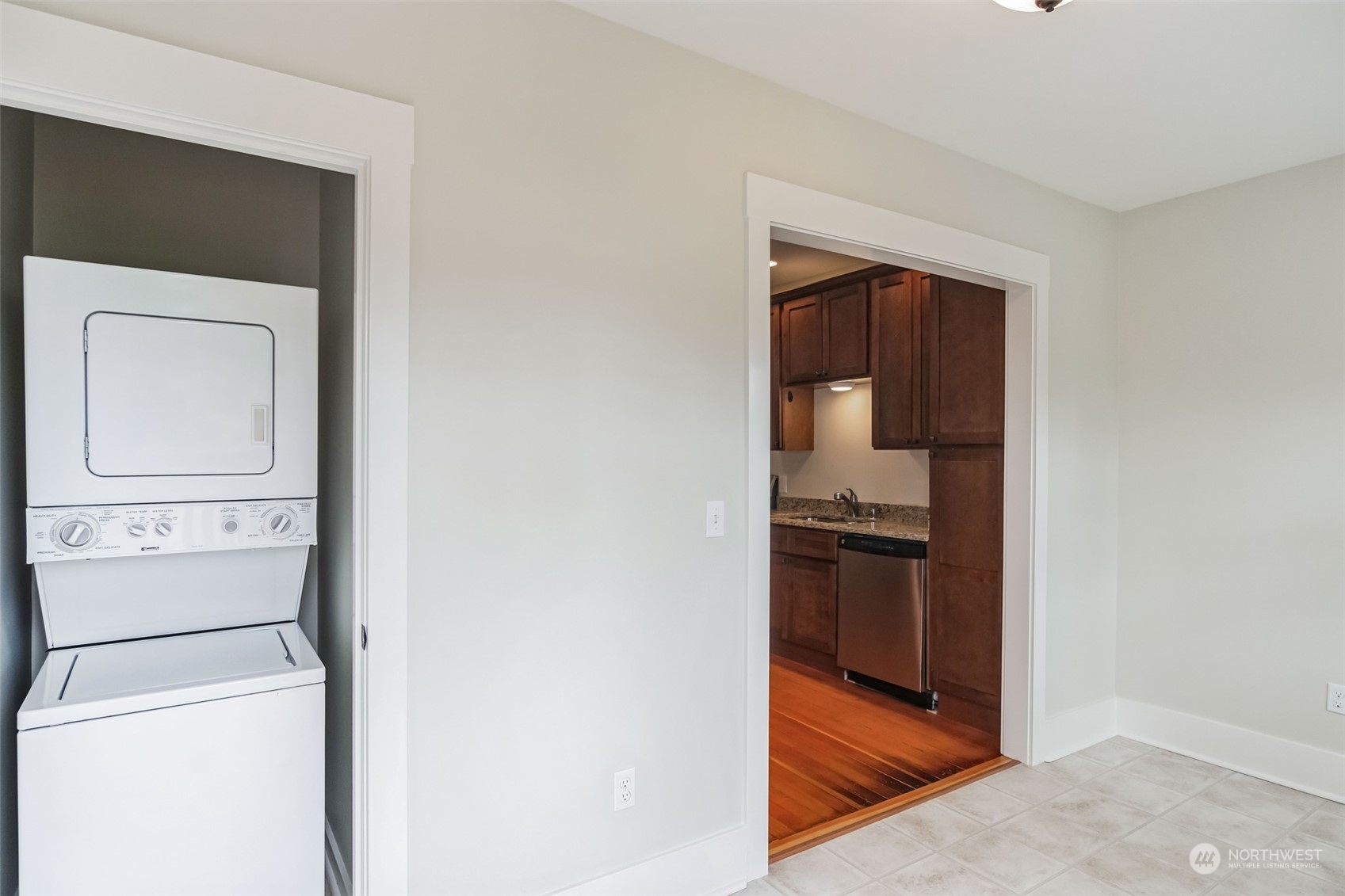 905 N Lawrence Street