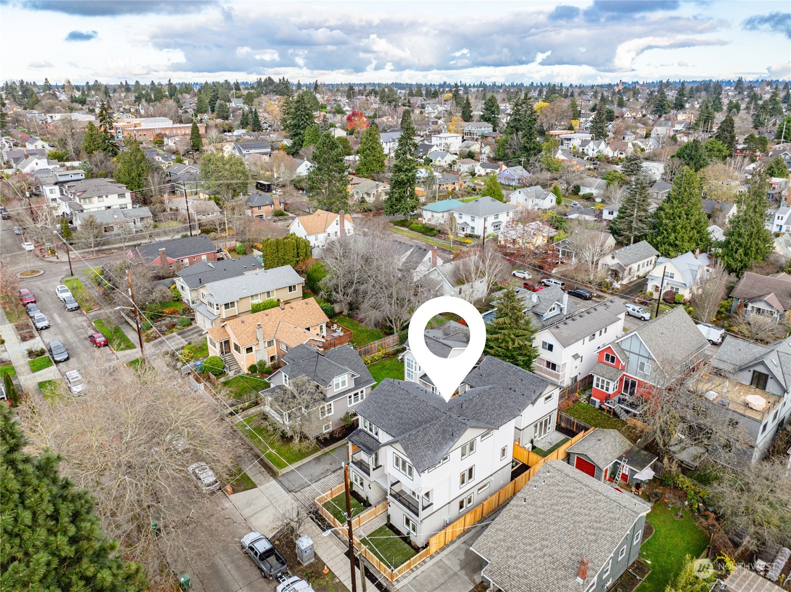 7034 Alonzo Avenue NW