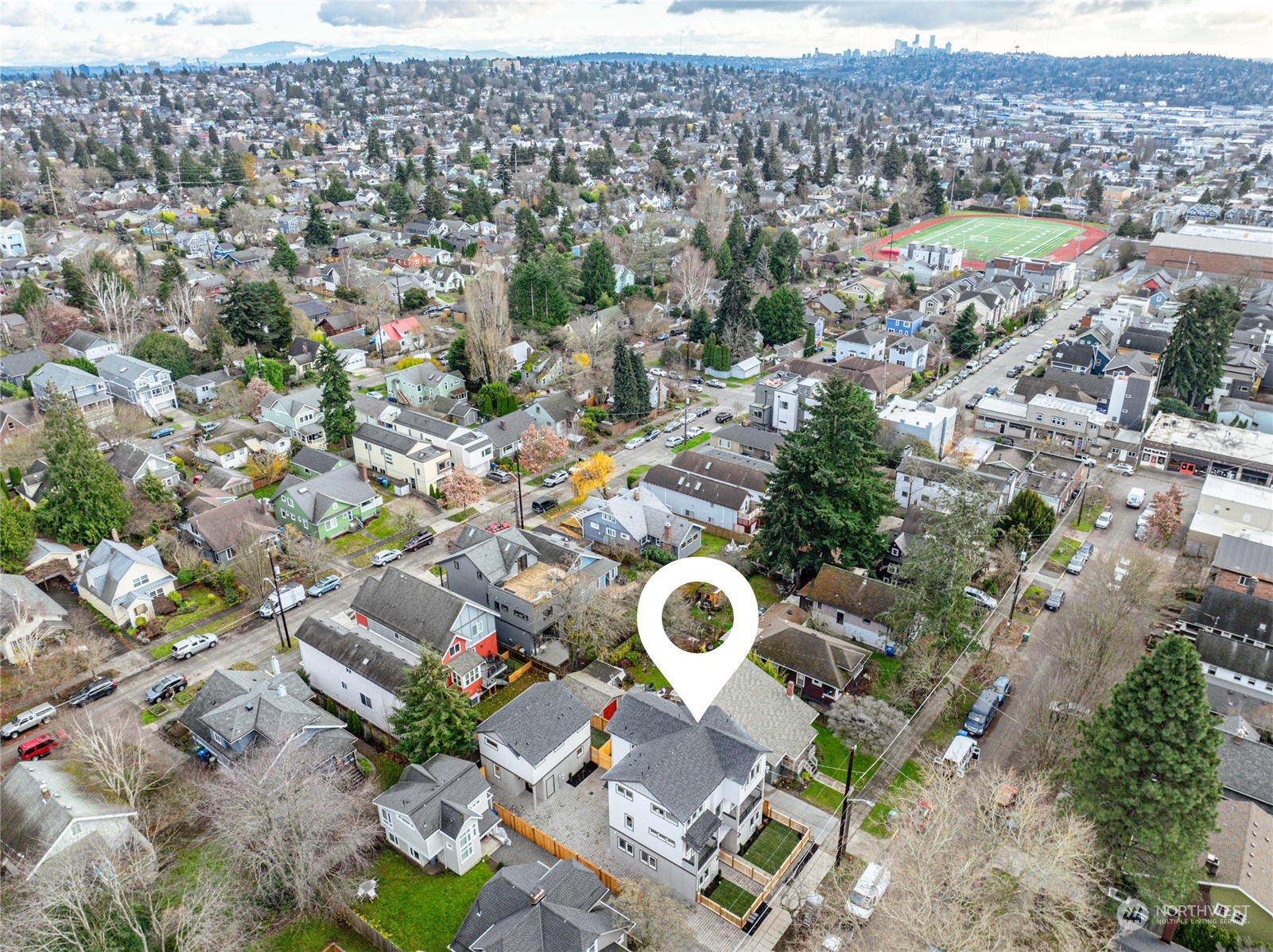 7034 Alonzo Avenue NW