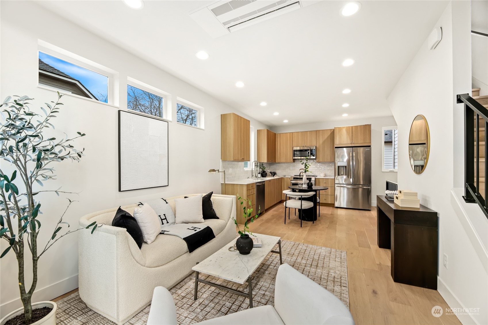 7034 Alonzo Avenue NW