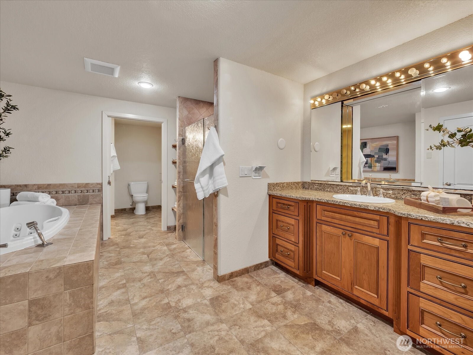 16817 203rd Place NE