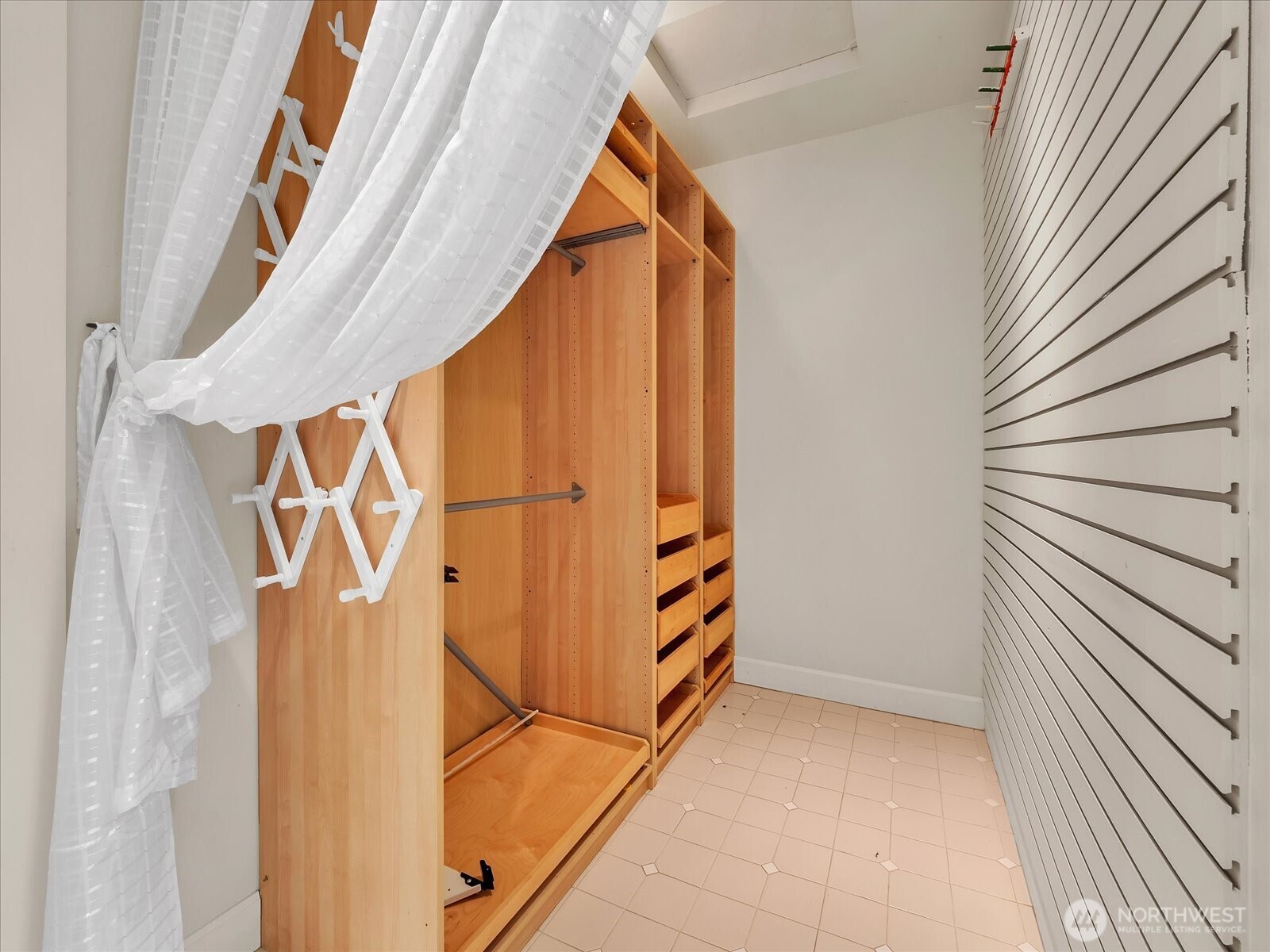 16817 203rd Place NE