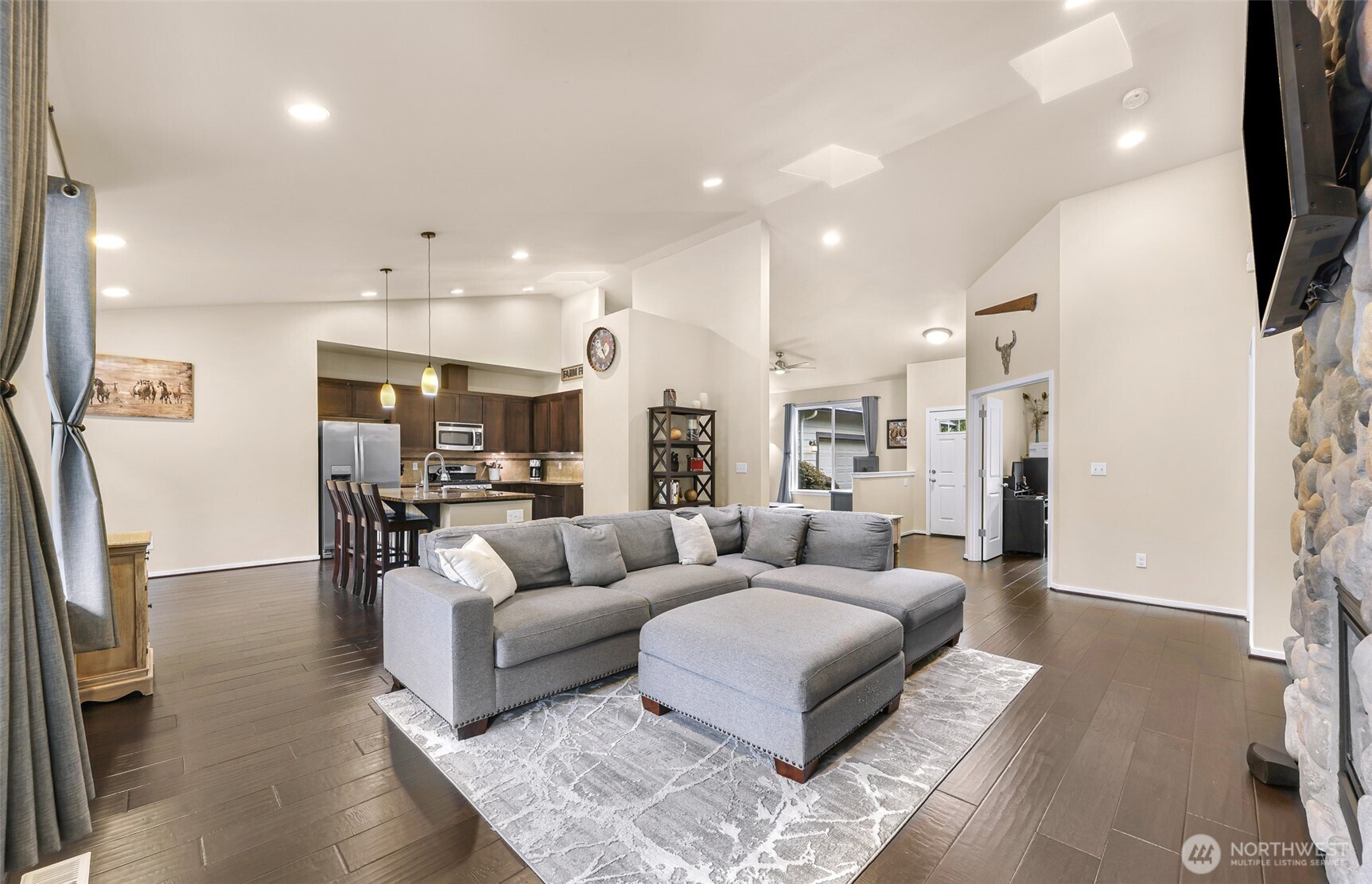 8706 115th Avenue NE