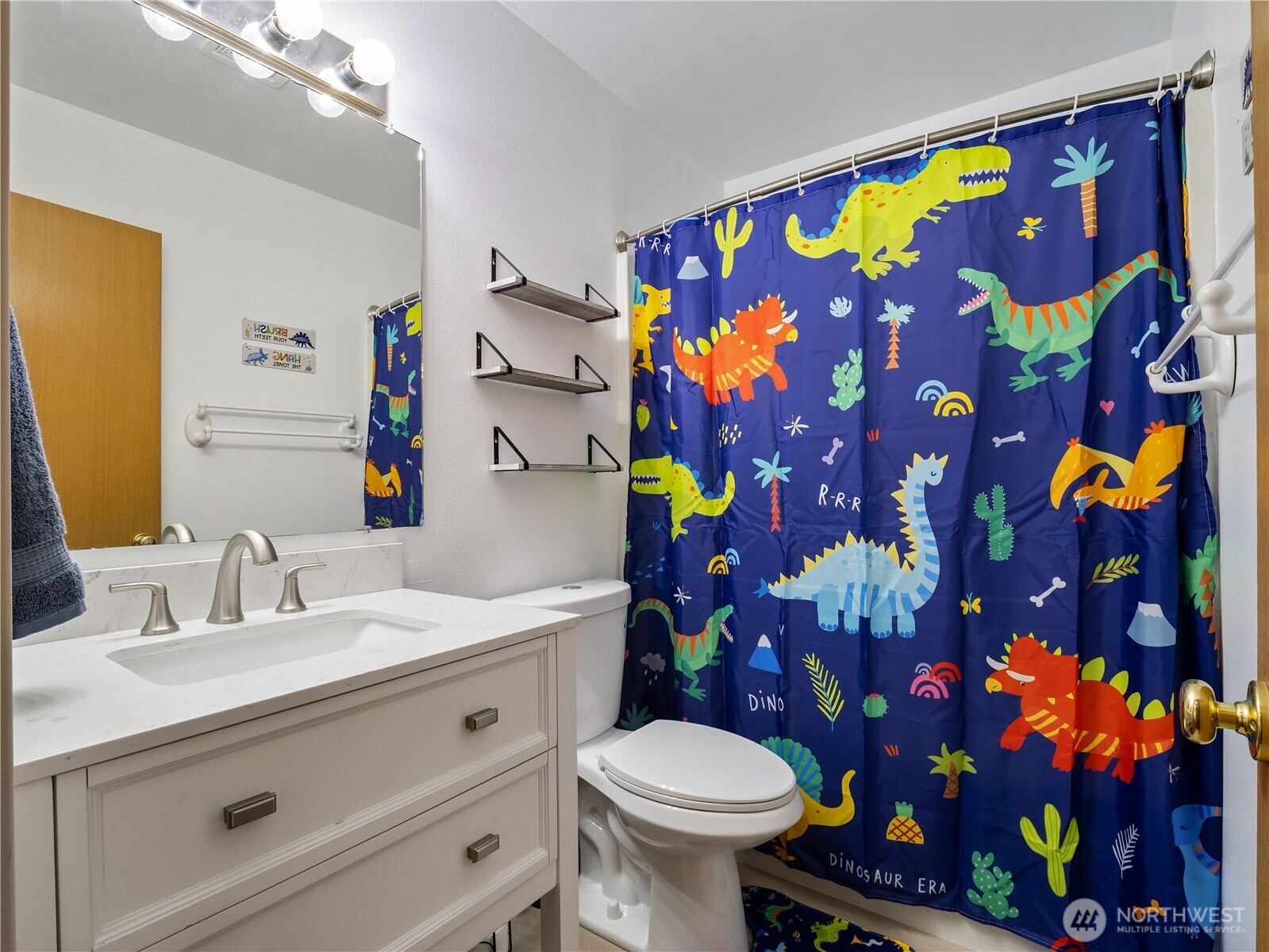 1608 196th St Court E