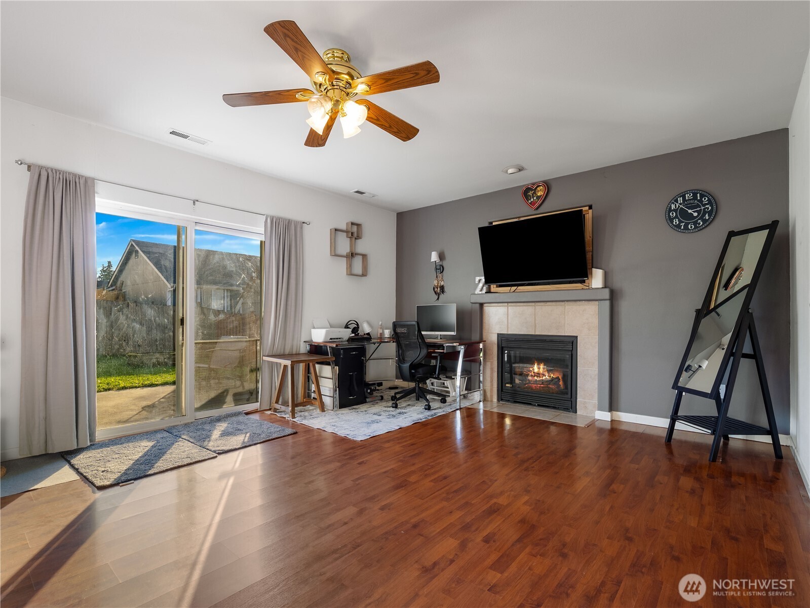 1608 196th St Court E