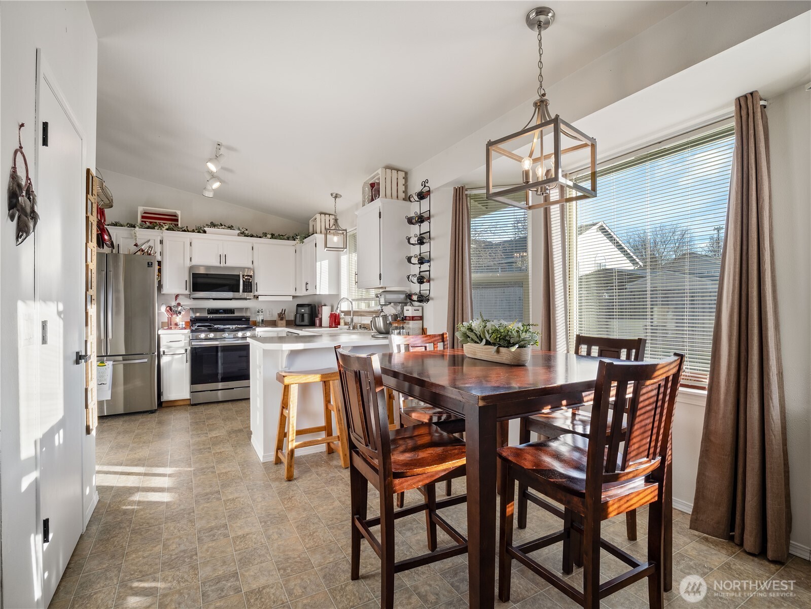 1608 196th St Court E