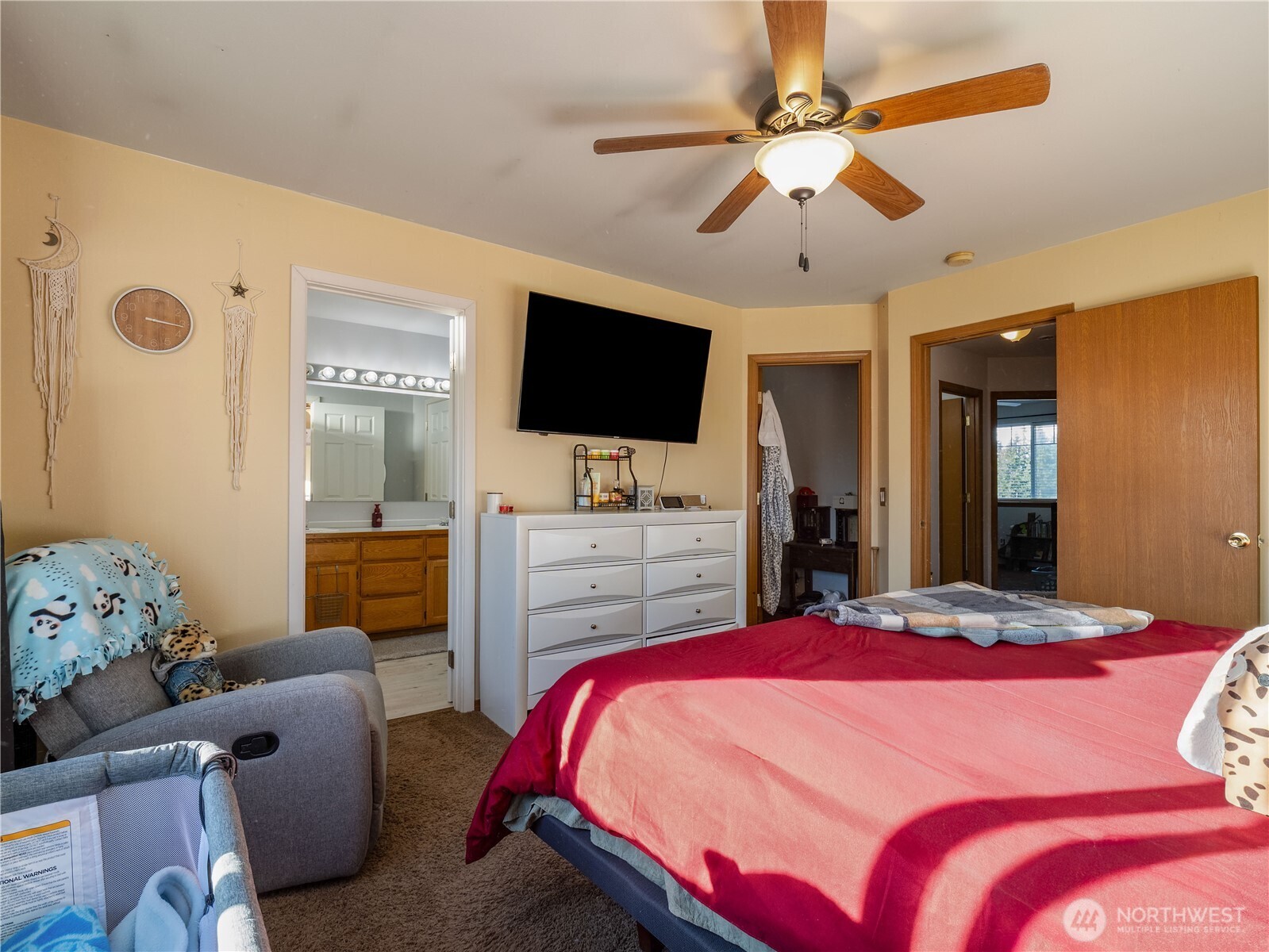 1608 196th St Court E