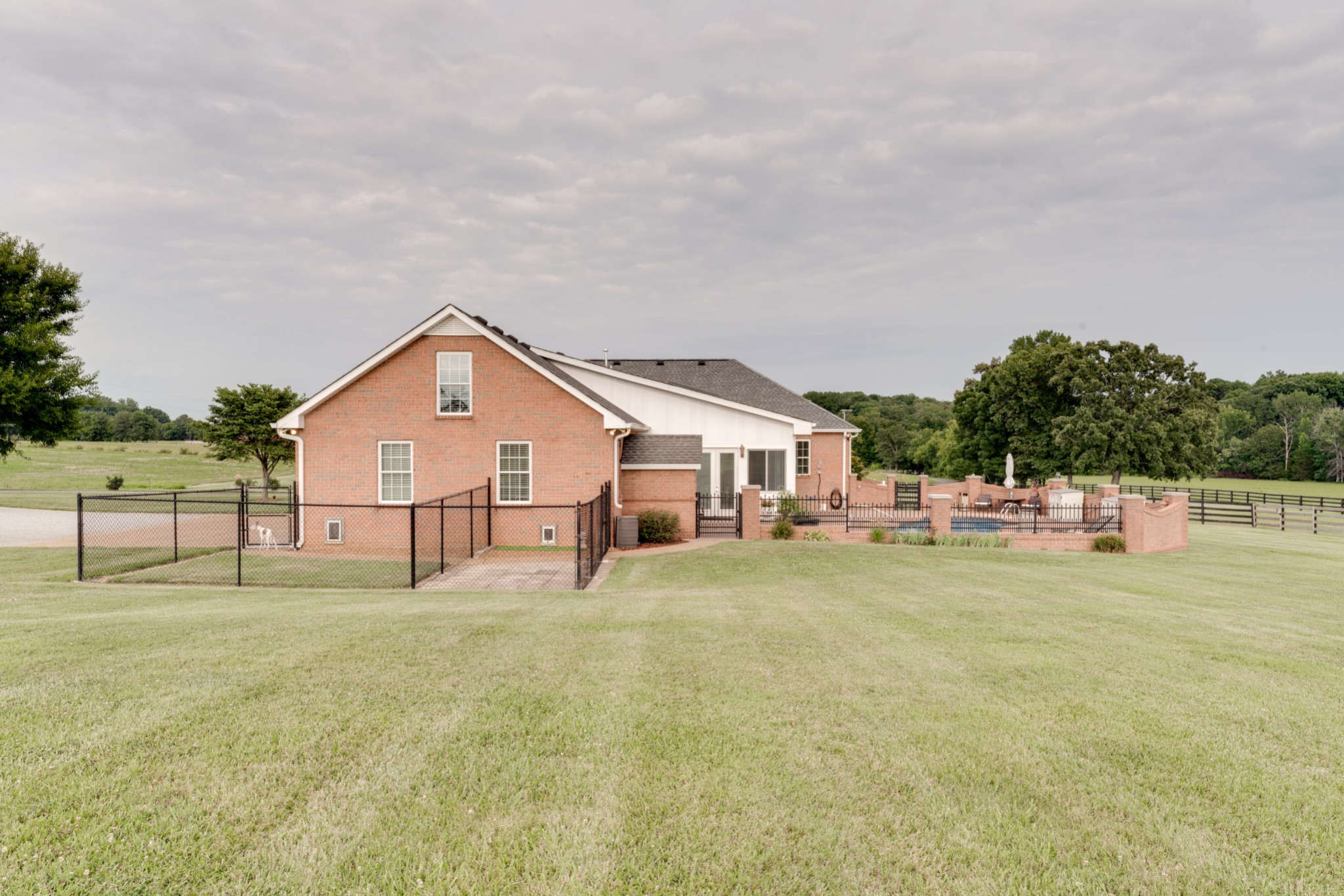4984 Somerville Rd