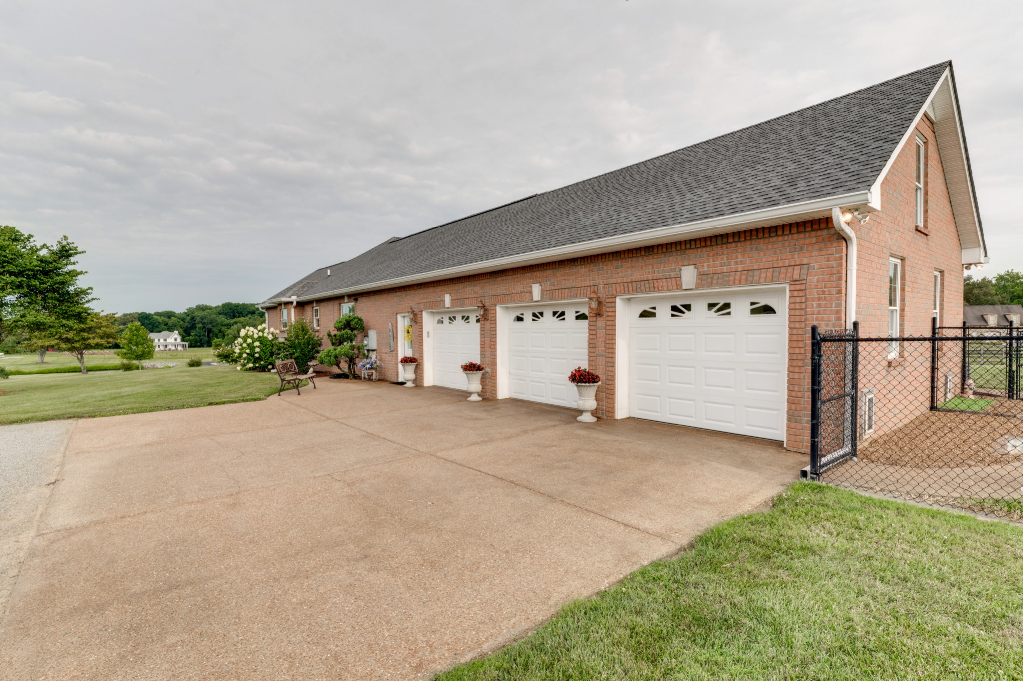 4984 Somerville Rd