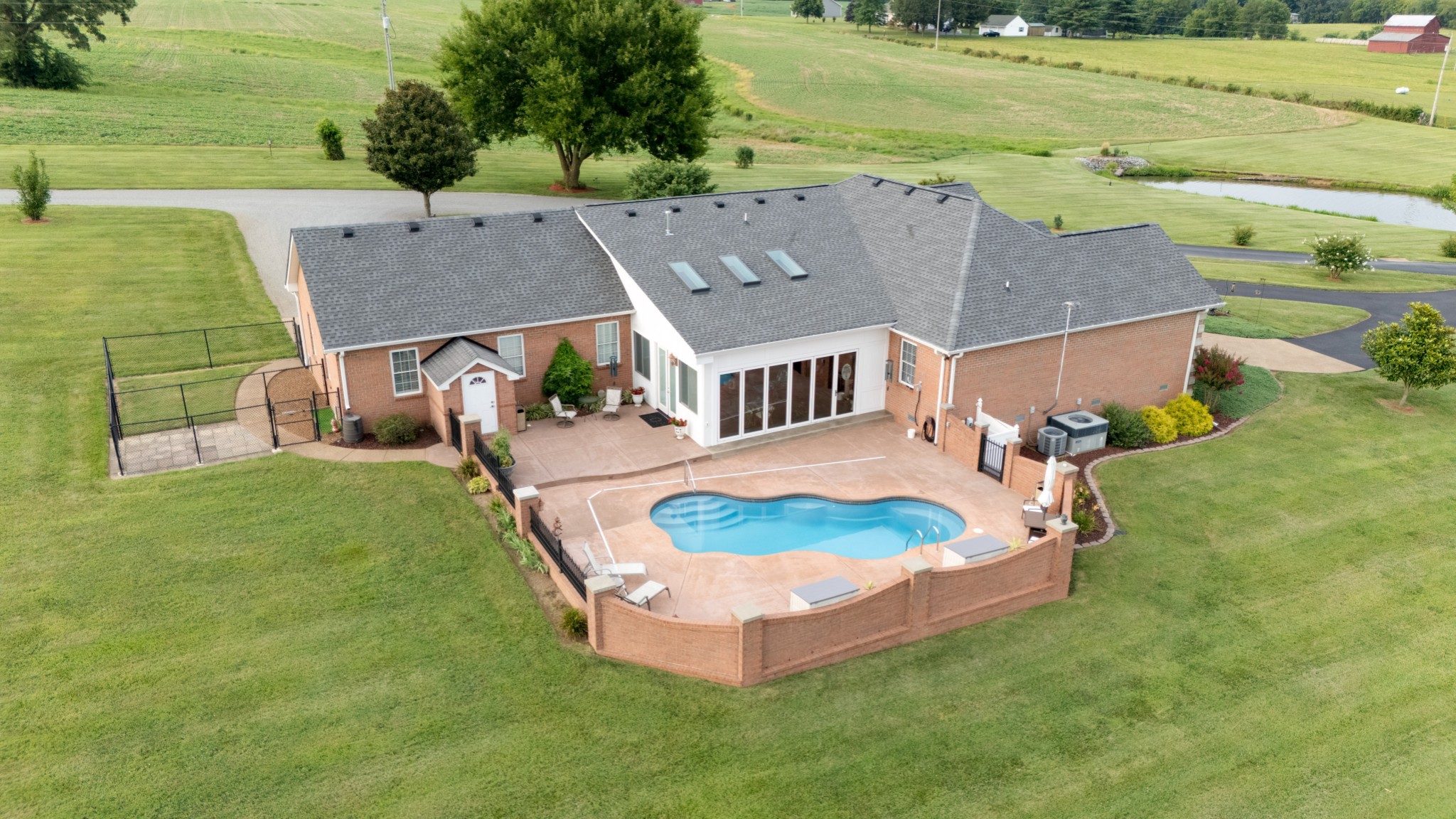 4984 Somerville Rd