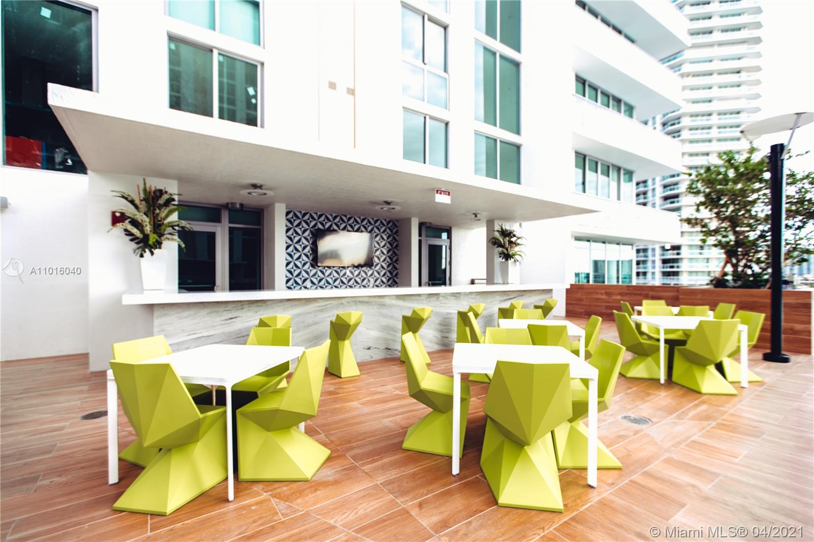 300 Sunny Isles Blvd Unit: 4-703