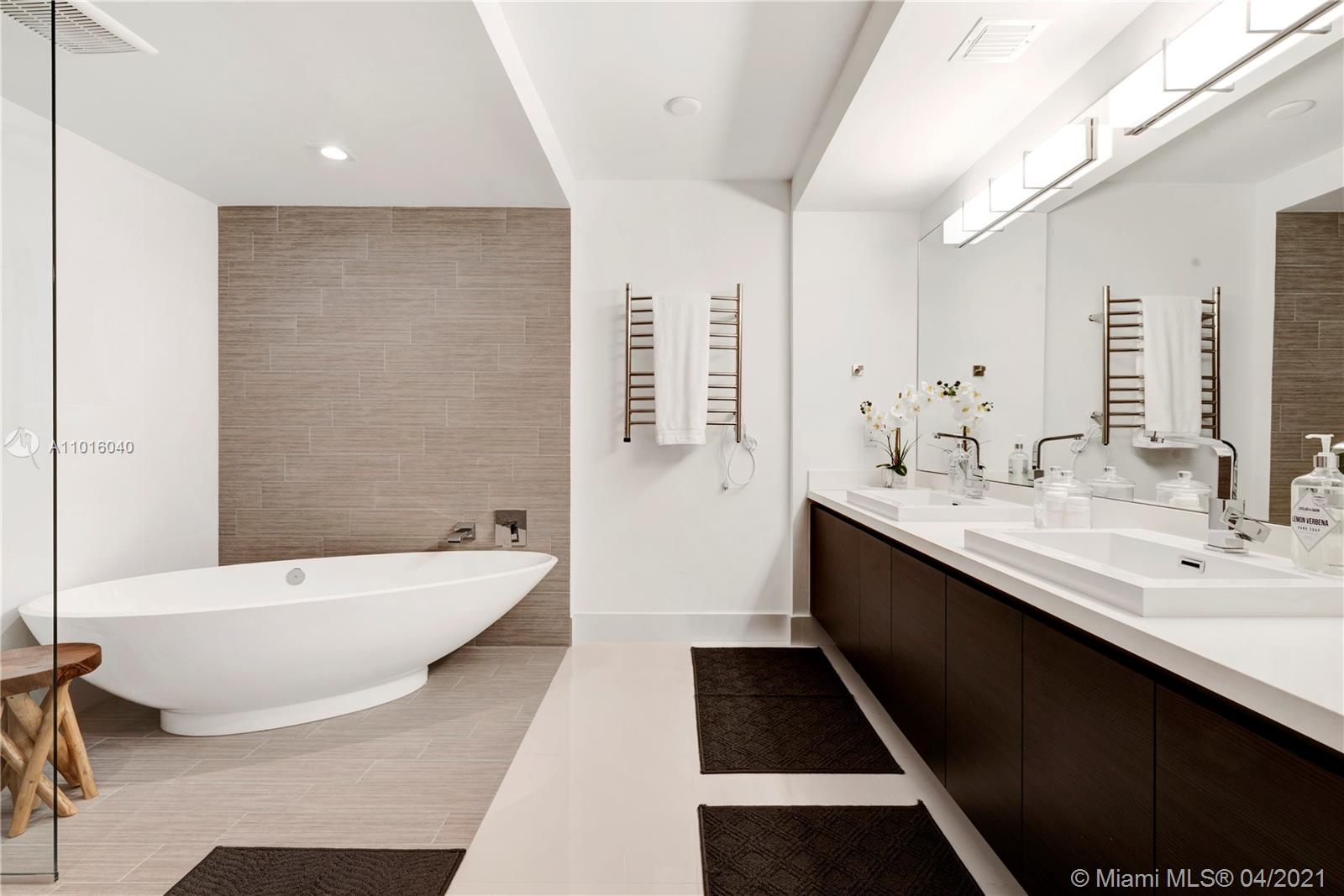 300 Sunny Isles Blvd Unit: 4-703
