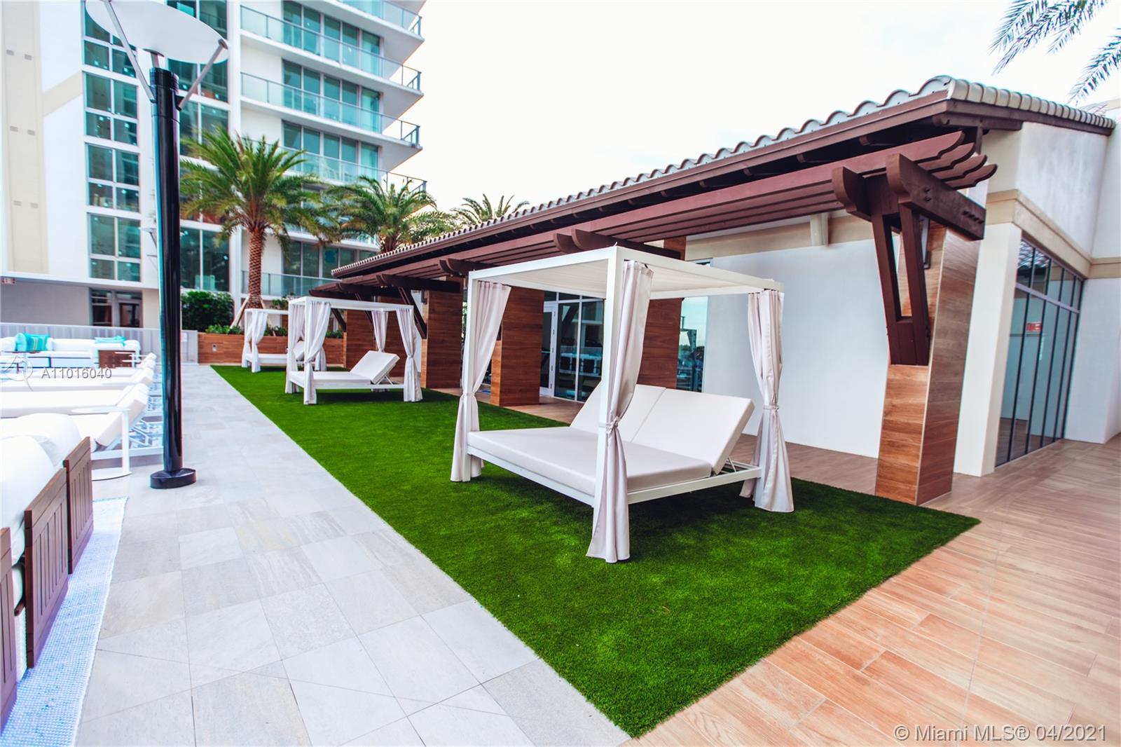 300 Sunny Isles Blvd Unit: 4-703