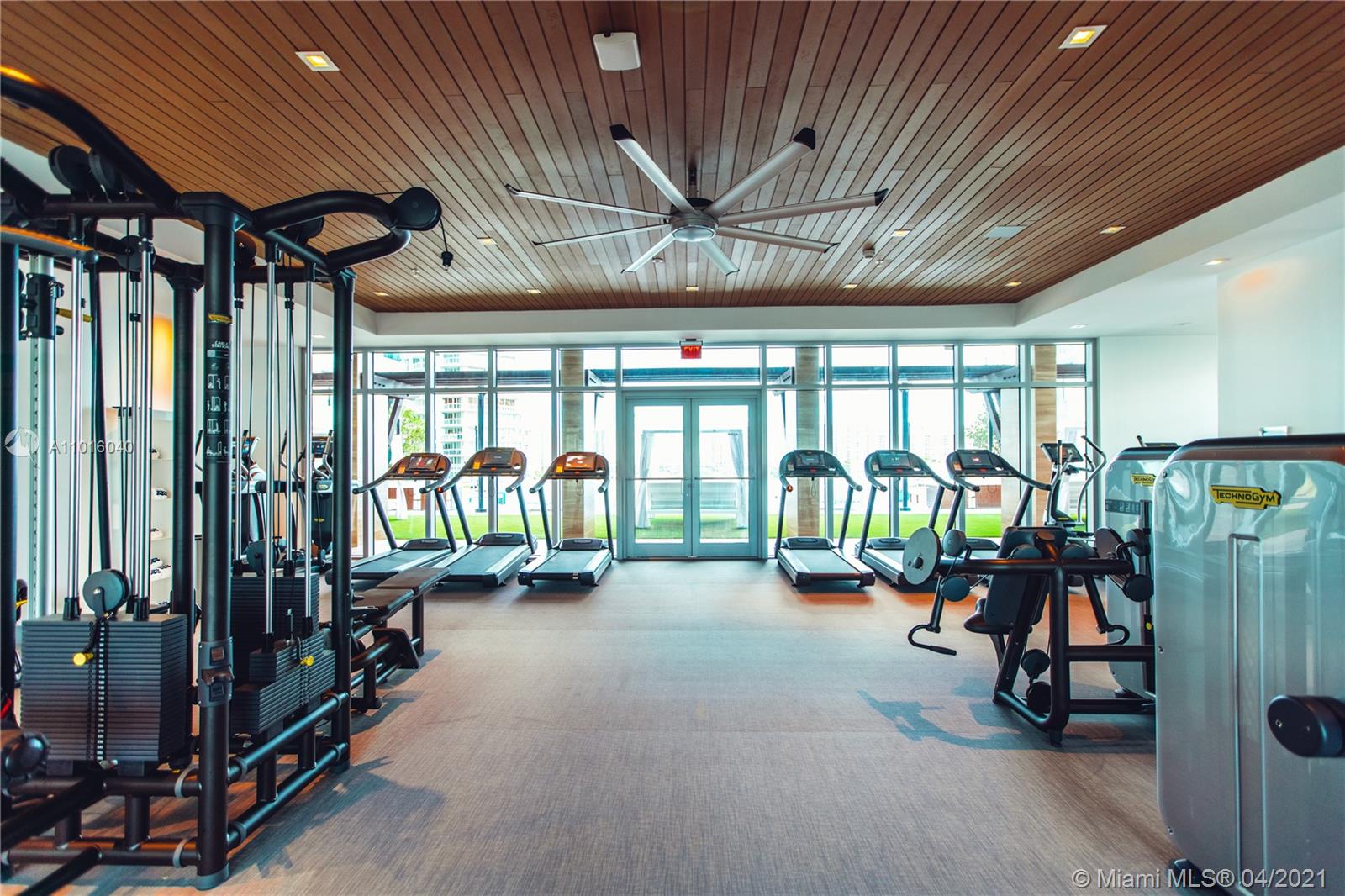 300 Sunny Isles Blvd Unit: 4-703