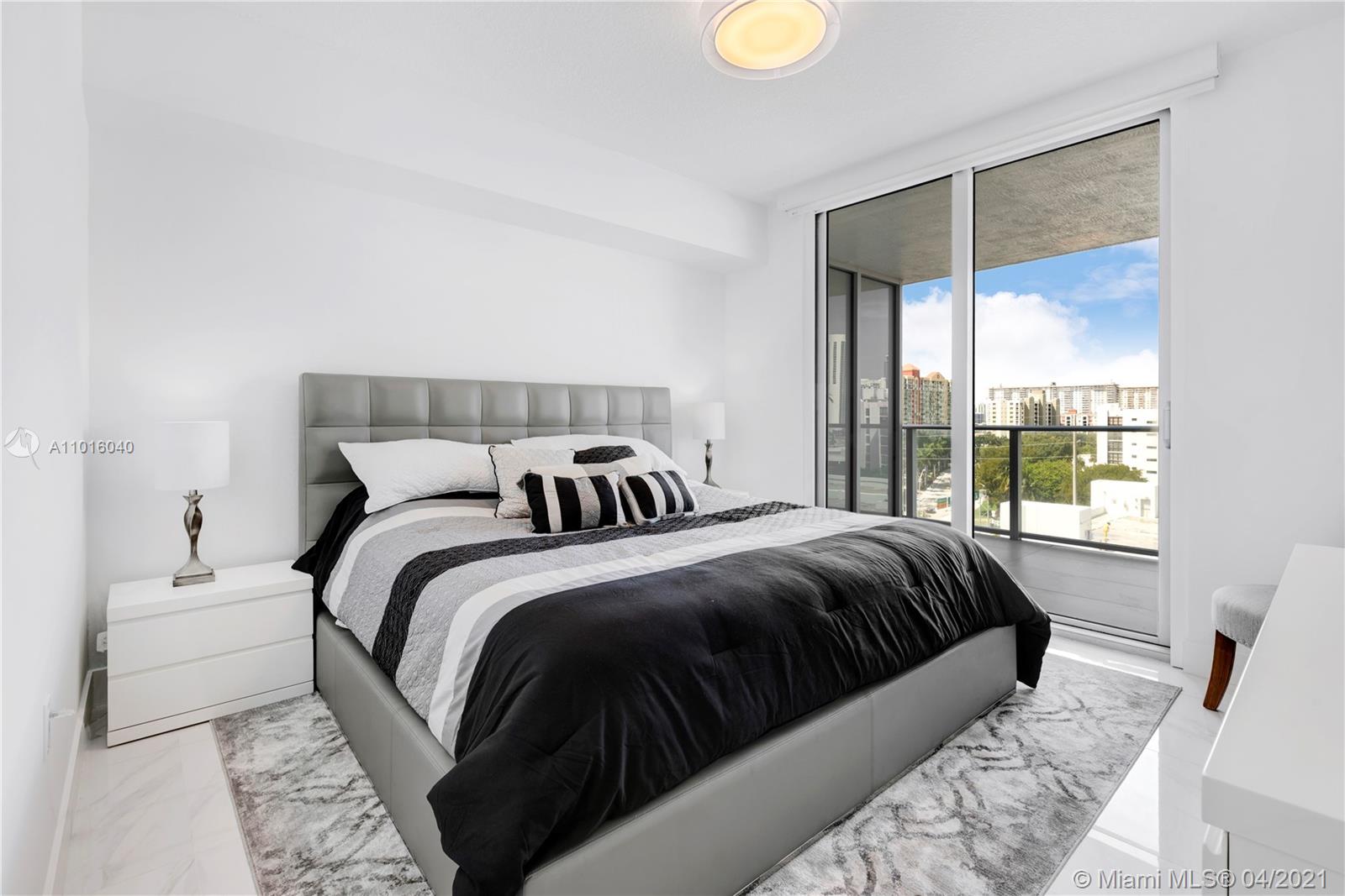 300 Sunny Isles Blvd Unit: 4-703