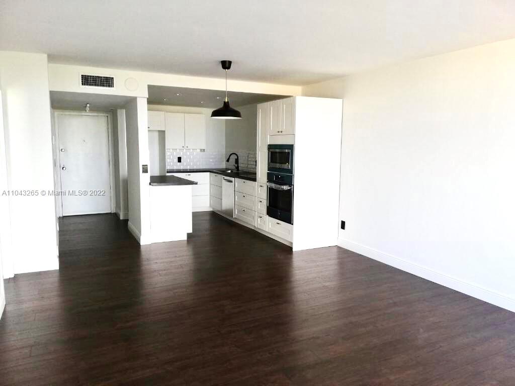 13499 Biscayne Blvd Unit: 903