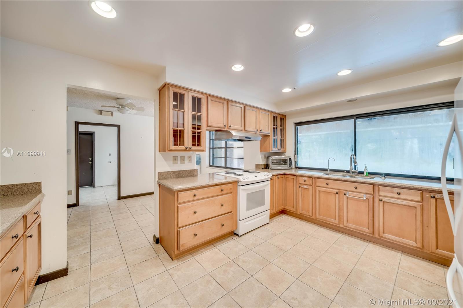 11050 SW 57th St