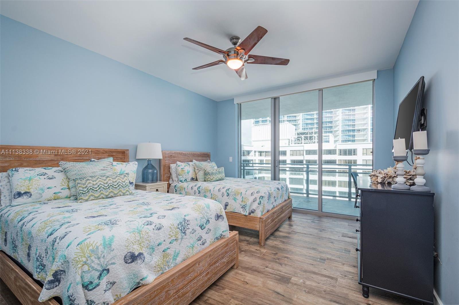 3535 S Ocean Dr Unit: 1402