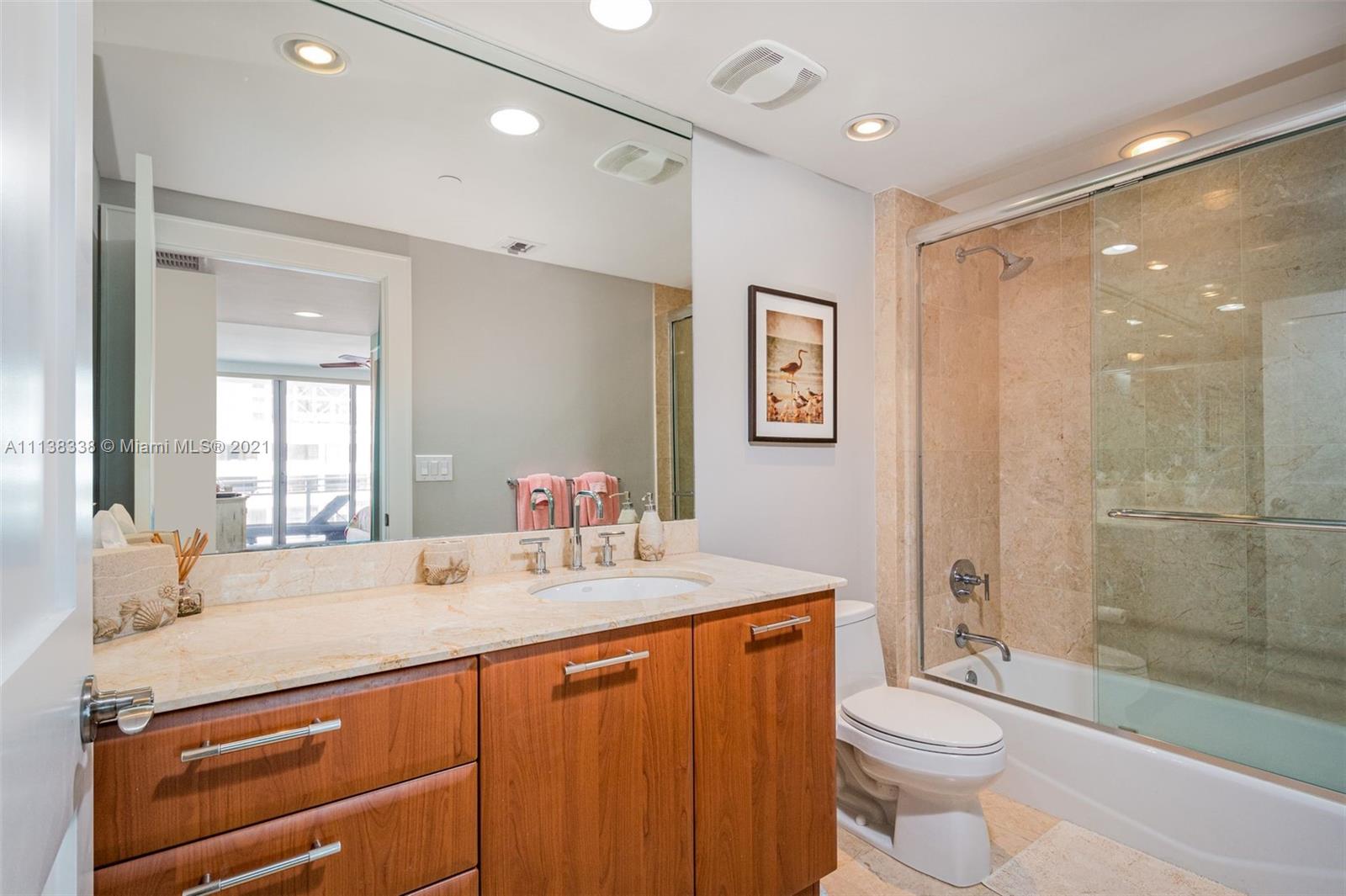 3535 S Ocean Dr Unit: 1402