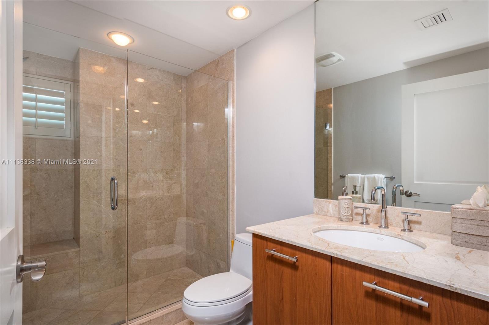 3535 S Ocean Dr Unit: 1402