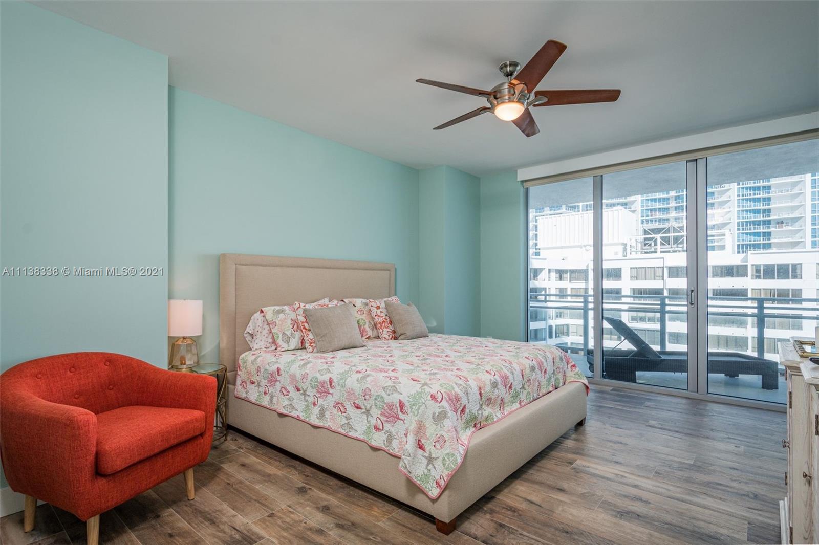 3535 S Ocean Dr Unit: 1402
