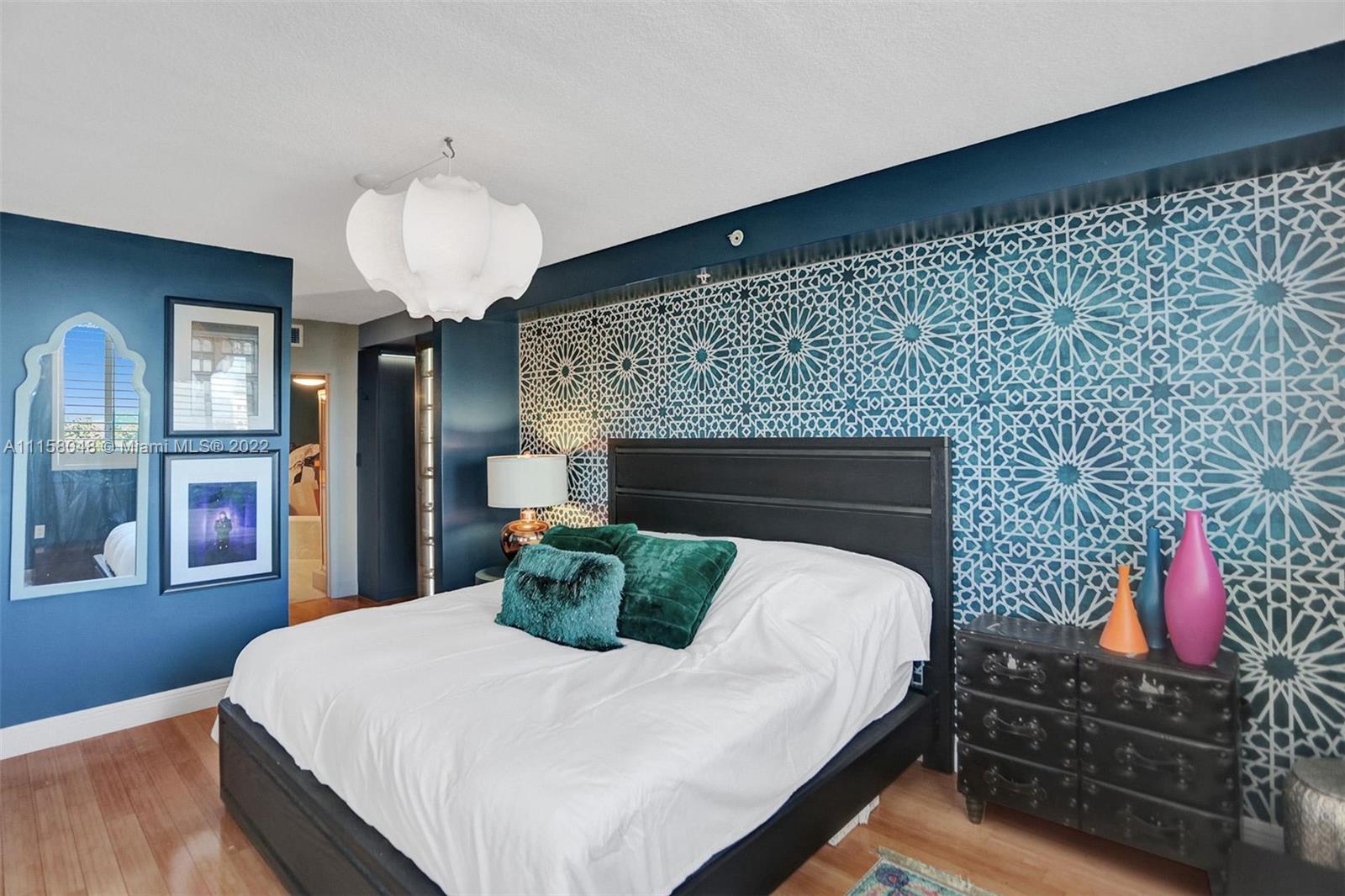 2011 N Ocean Blvd Unit: 501