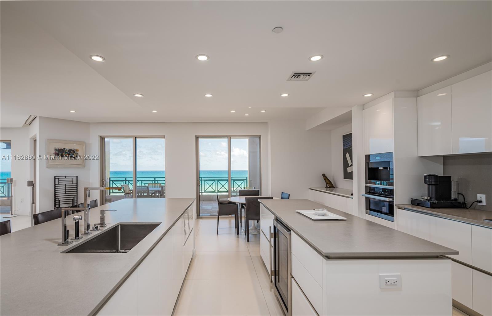 3415 N Ocean Dr Unit: 701
