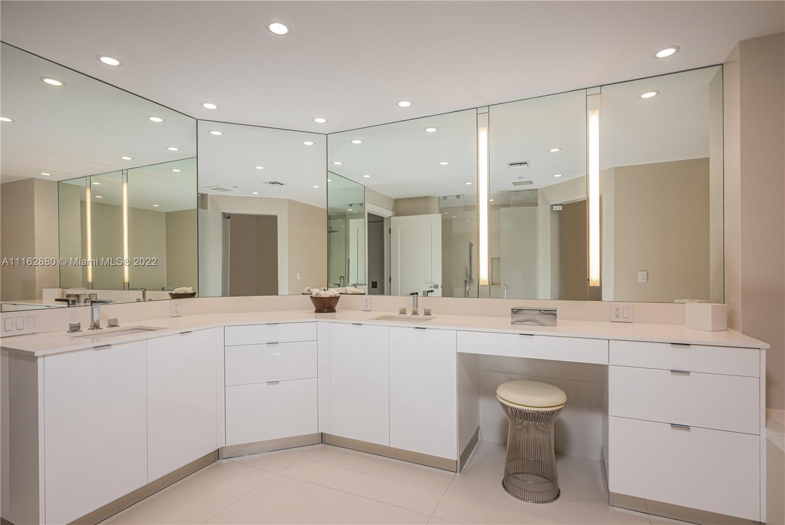 3415 N Ocean Dr Unit: 701