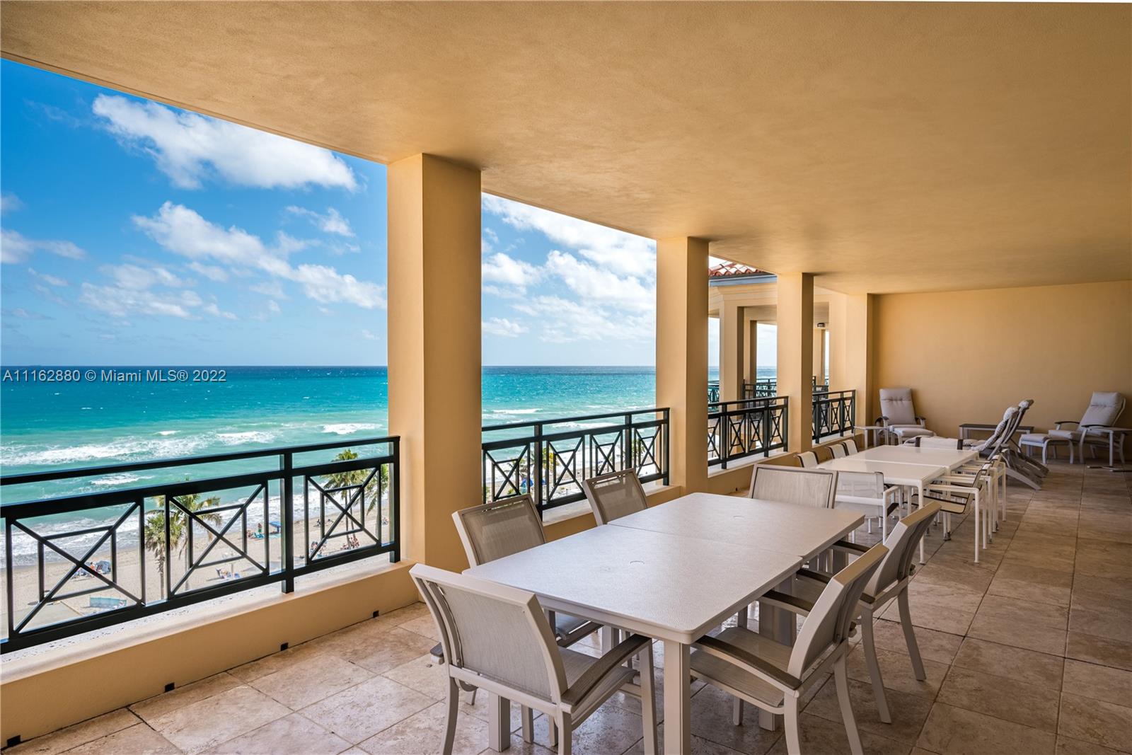 3415 N Ocean Dr Unit: 701