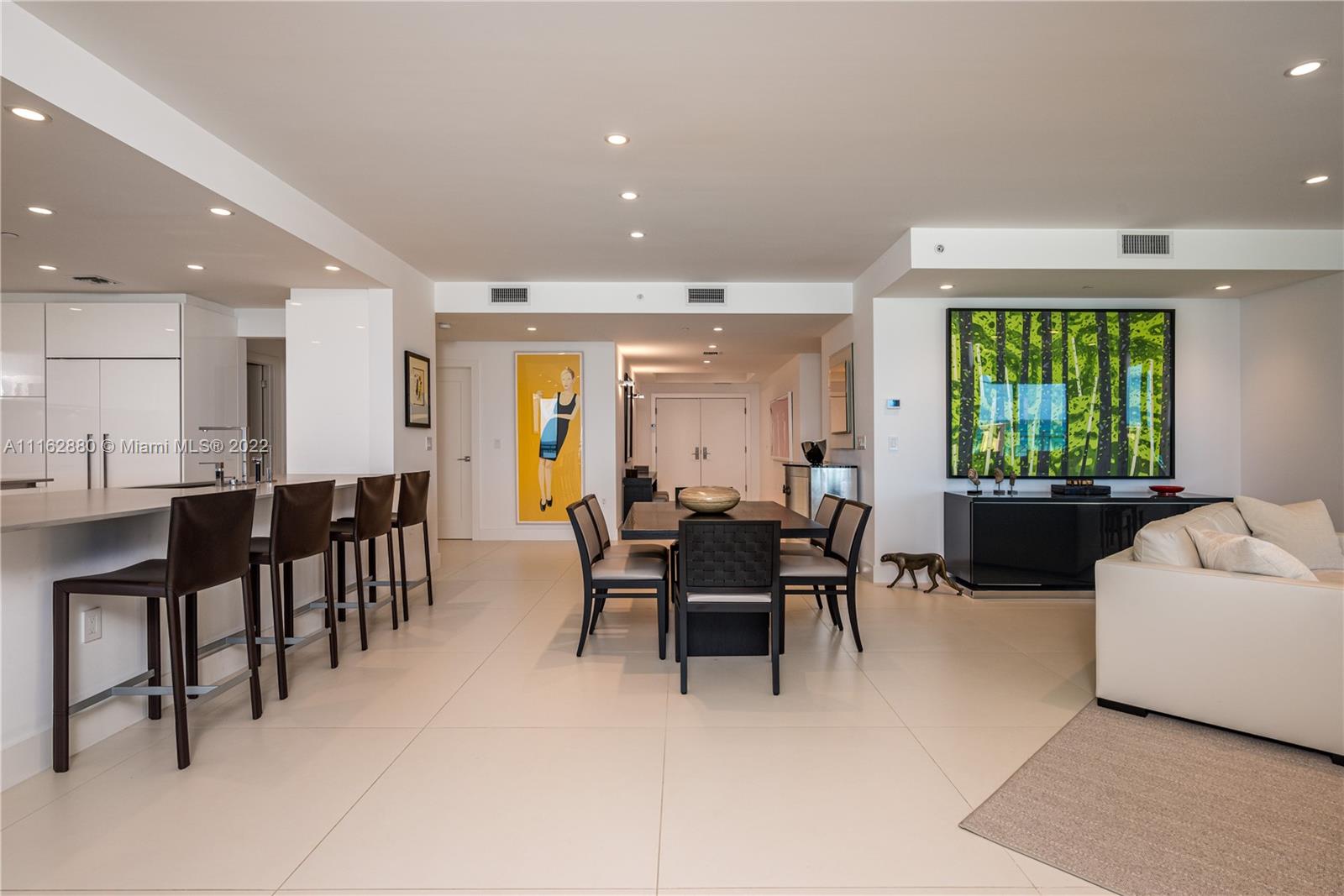 3415 N Ocean Dr Unit: 701