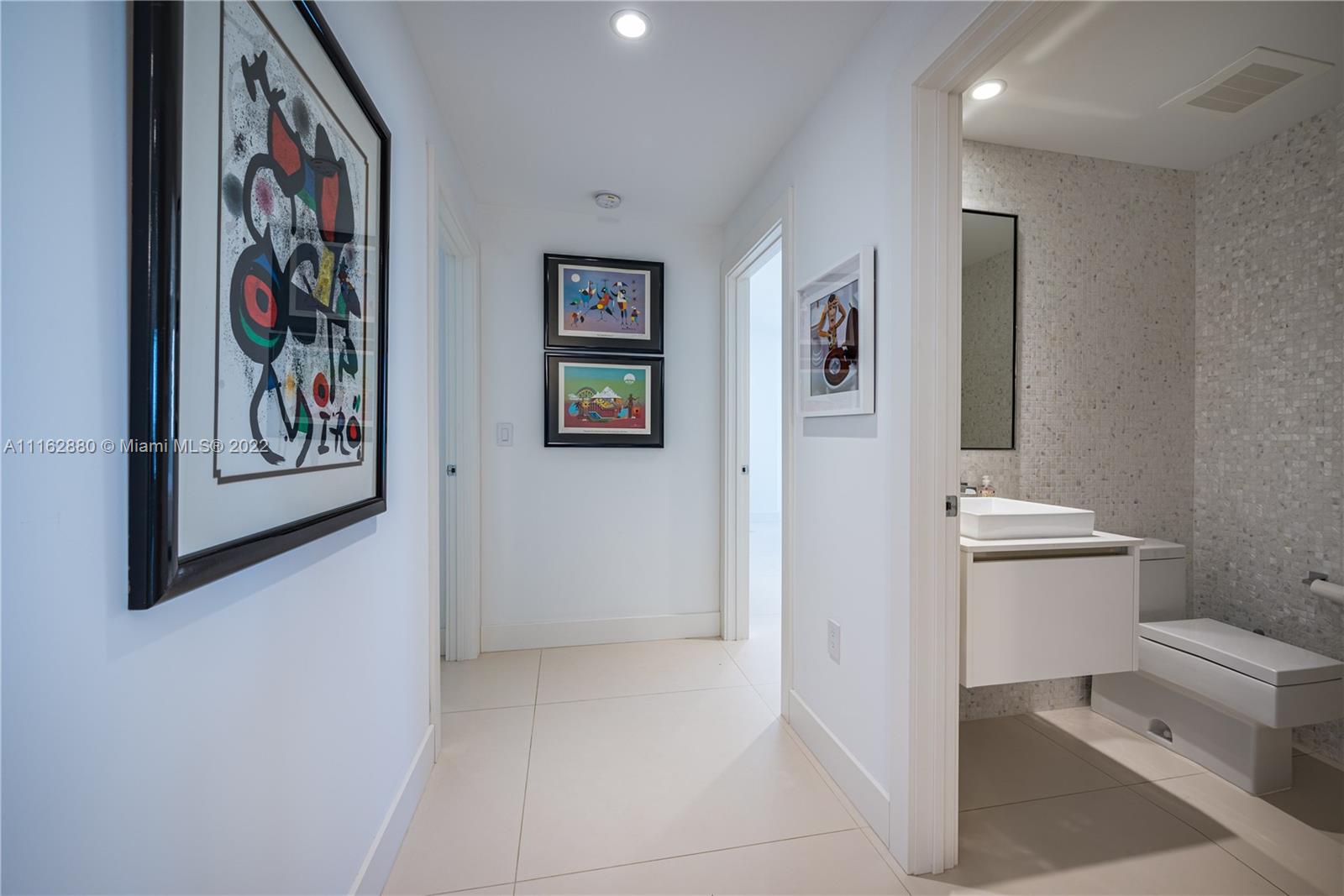 3415 N Ocean Dr Unit: 701