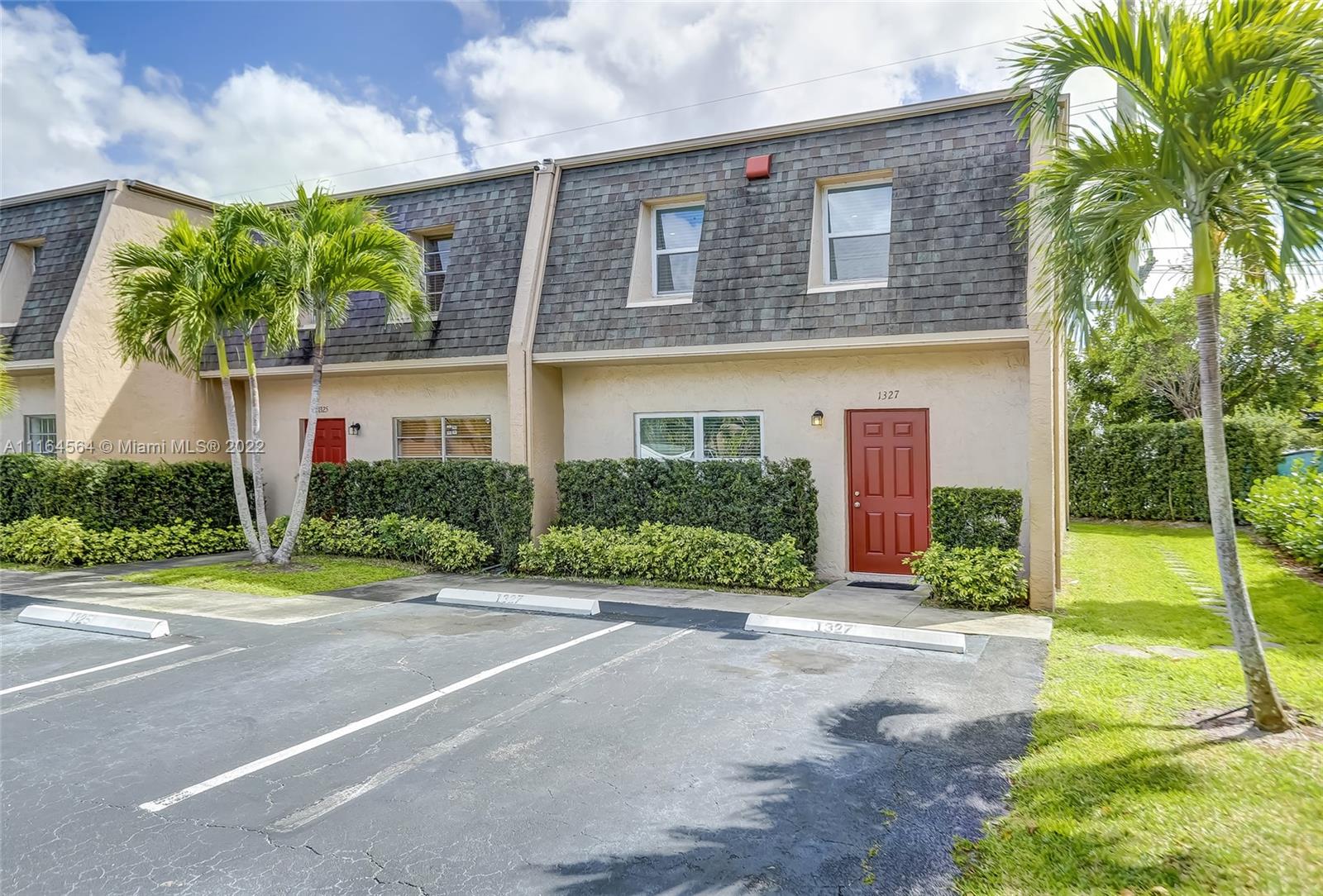 1327 Partridge Close Unit: 57