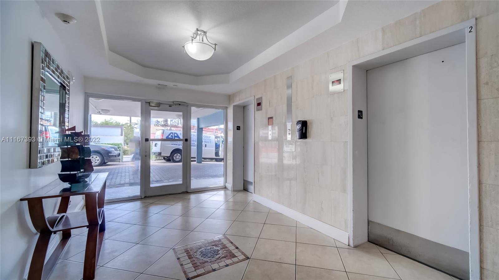 6969 Collins Ave Unit: 1412