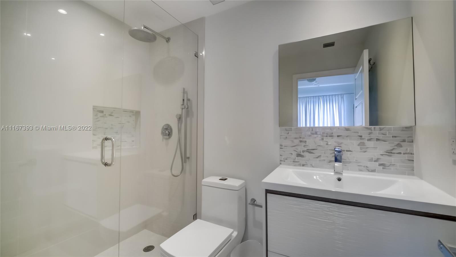 6969 Collins Ave Unit: 1412