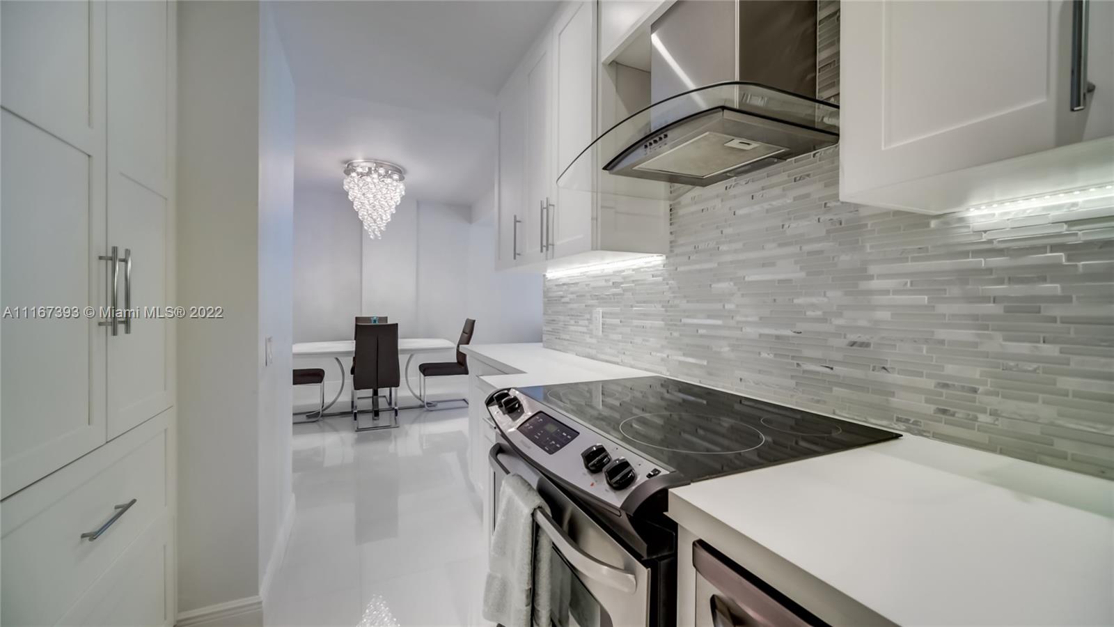 6969 Collins Ave Unit: 1412