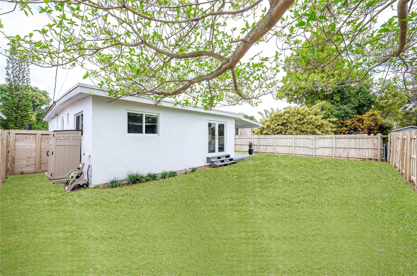 3810 SW 61st Ave
