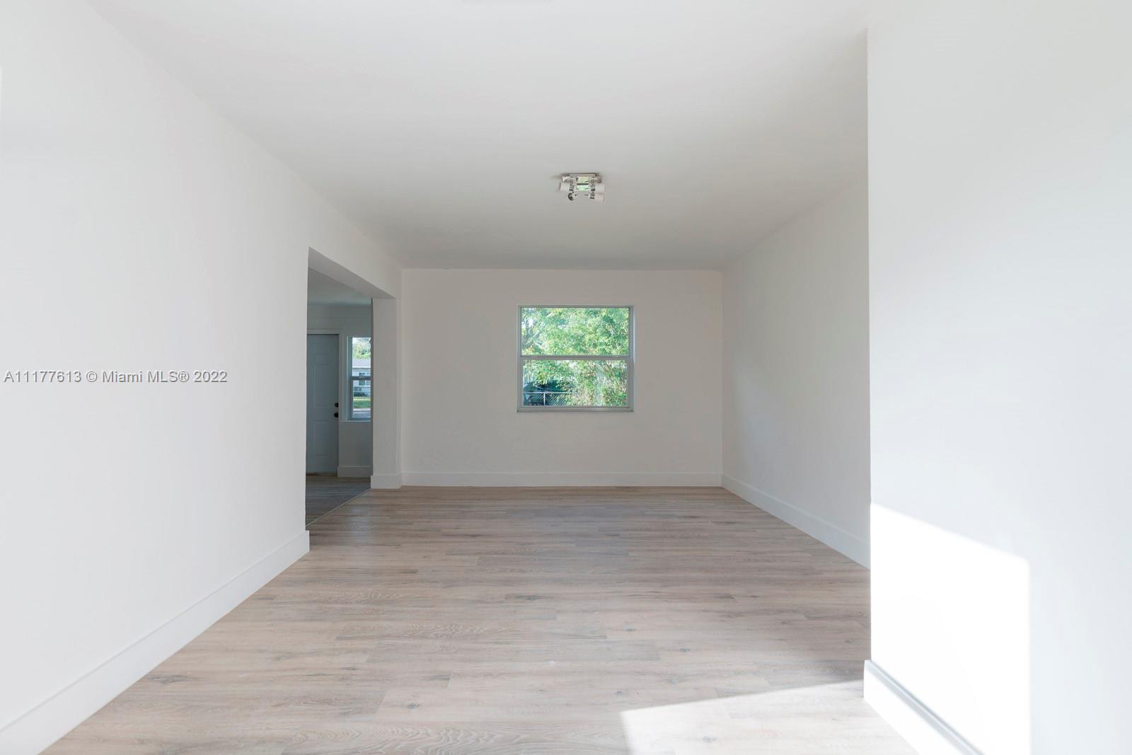 1640NW 132ST