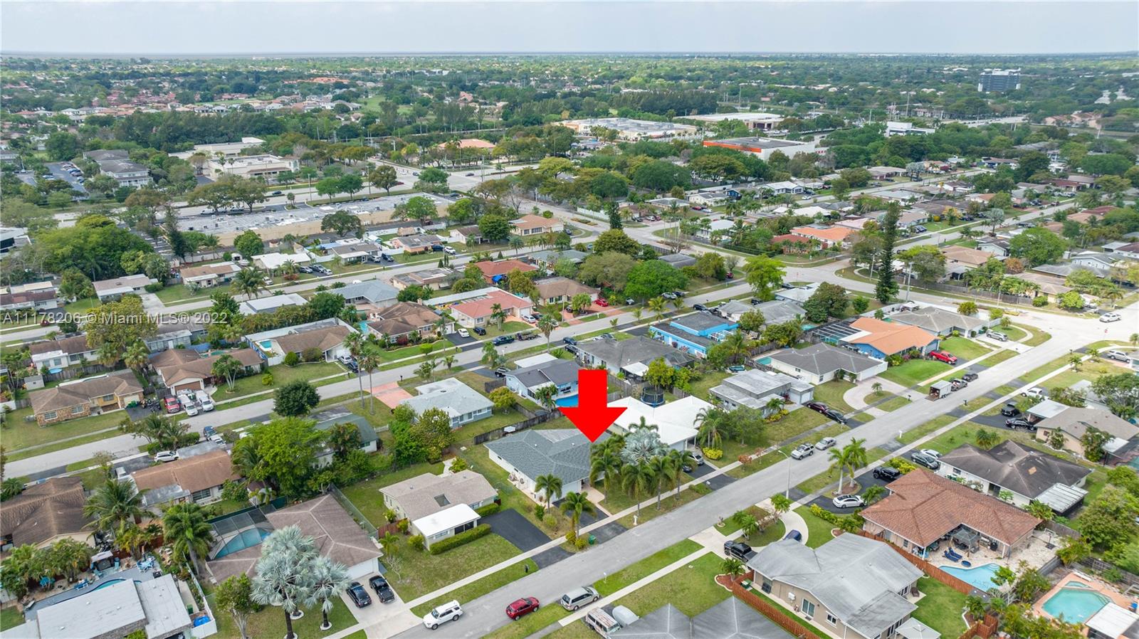 8107 NW 74th Ave