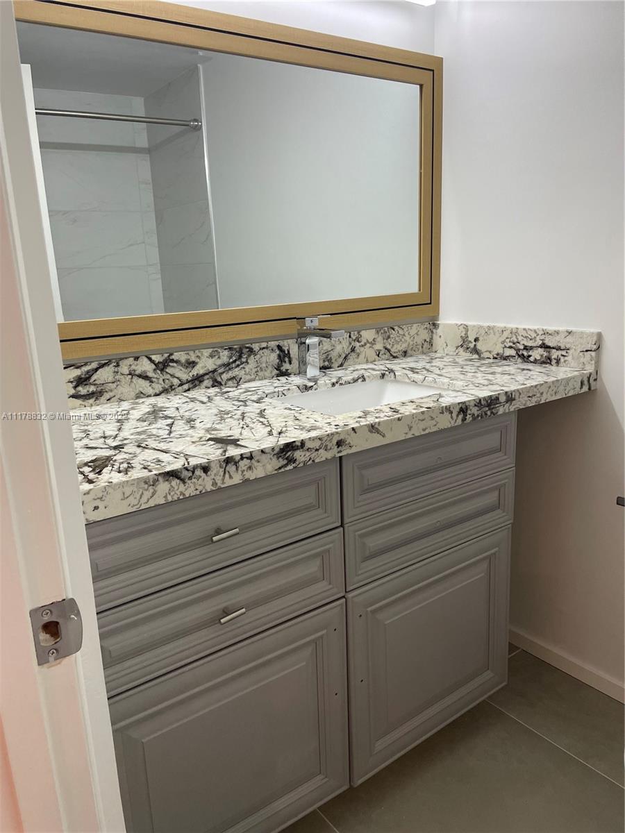 6200 NE 22nd Way Unit: 306
